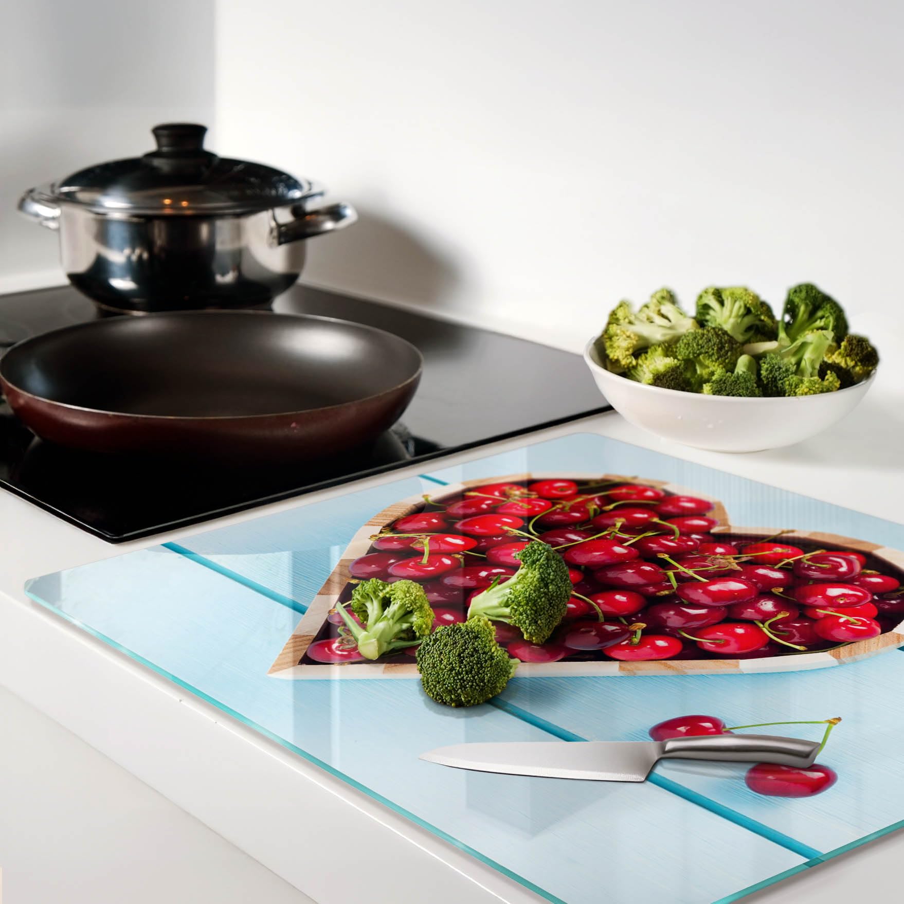 Tagliere in Vetro 60x52 cm con Stampe da Cucina Durevole e Igienico Rettangolare Resistente al Calore con Piedini Antiscivolo Antigraffio Facile da Pulire - Cuore di ciliegie