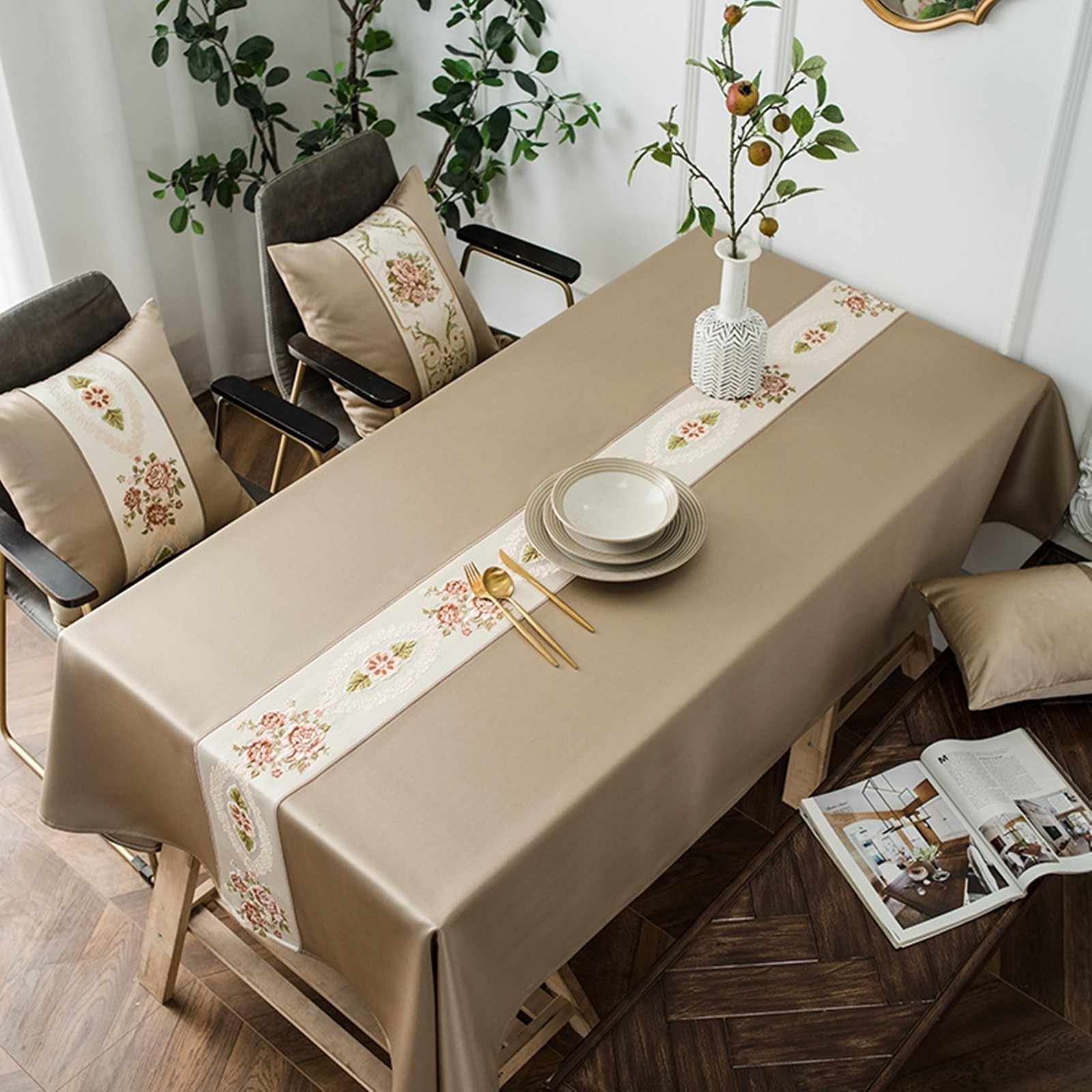 Nappe rectangle blanche 110x170cm en polyester brodé floral vintage