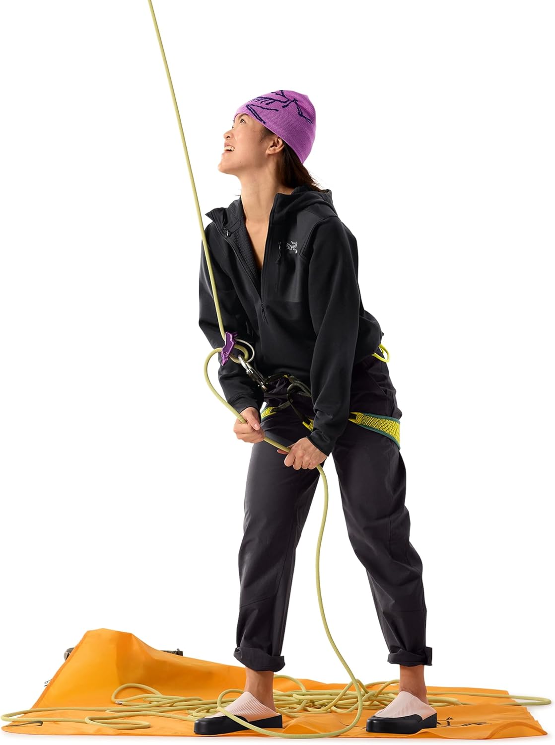 Aestas Pullover Hoody Women's - Image 6