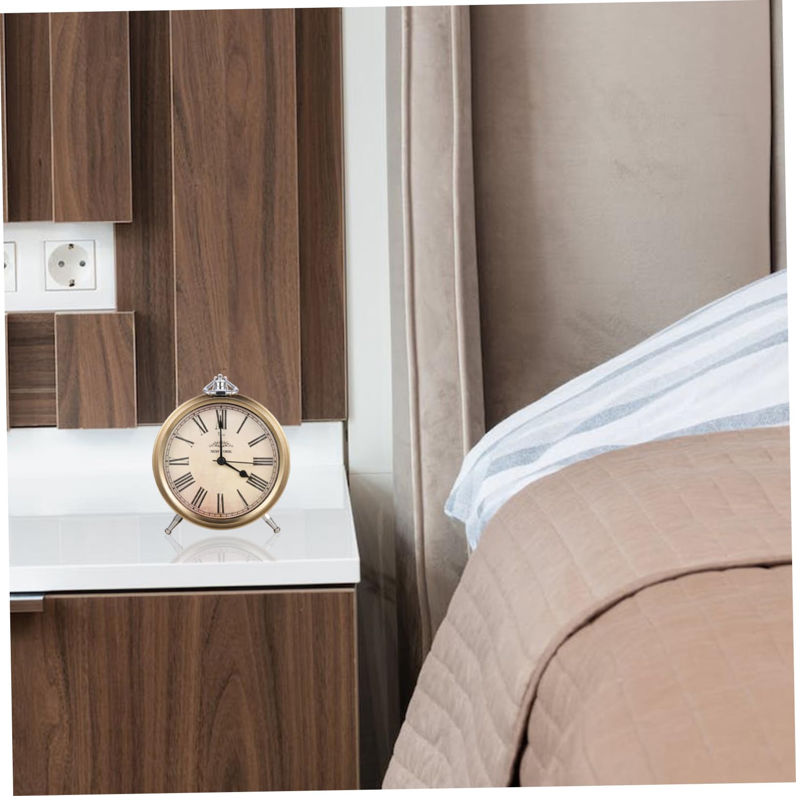 Tofficu Retro Wecker mit Batterie Betrieben Metall Tischuhr Dekoration für Wohnzimmer oder Flur Präzise und Leiser Alarm Vintage Stil ohne Ticken