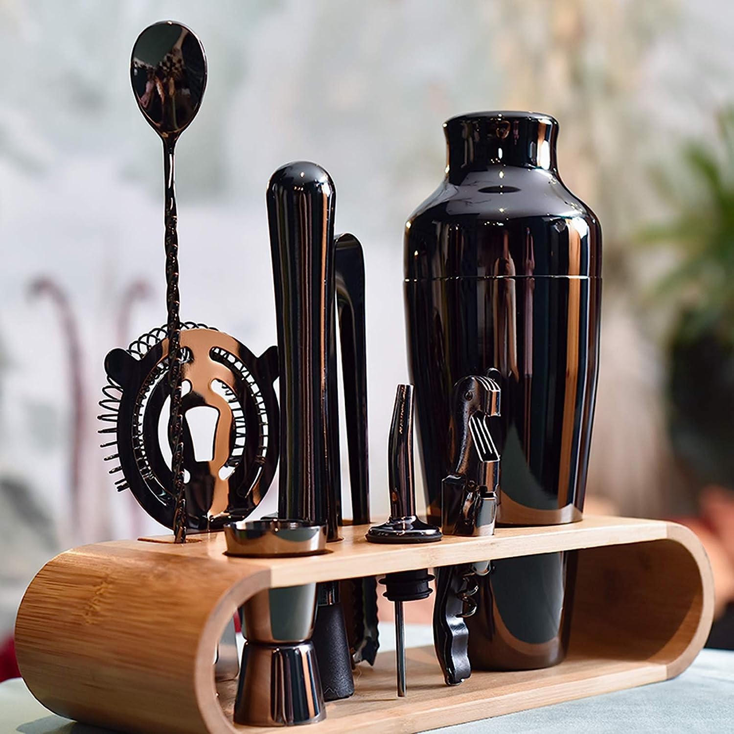 Kit Cocktail Set di Shaker per Cocktail in Acciaio Inossidabile da 10 Pezzi con Kit Barman Supporto per Bar Domestici All'aperto Shaker Cocktails Set(Black)
