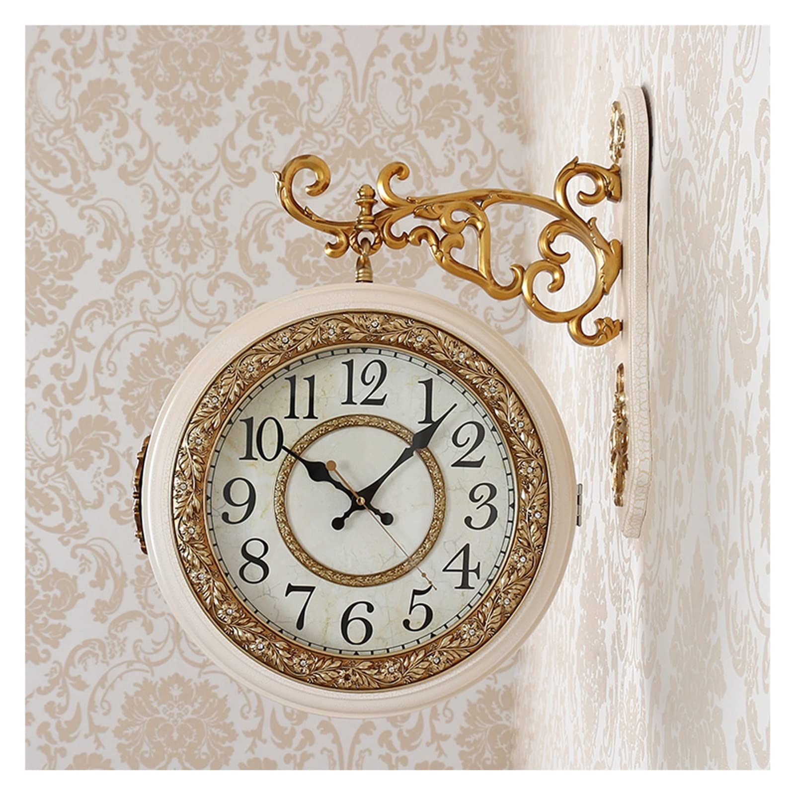 Grande horloge murale vintage double face au design suspendu en métal et mouvement silencieux
