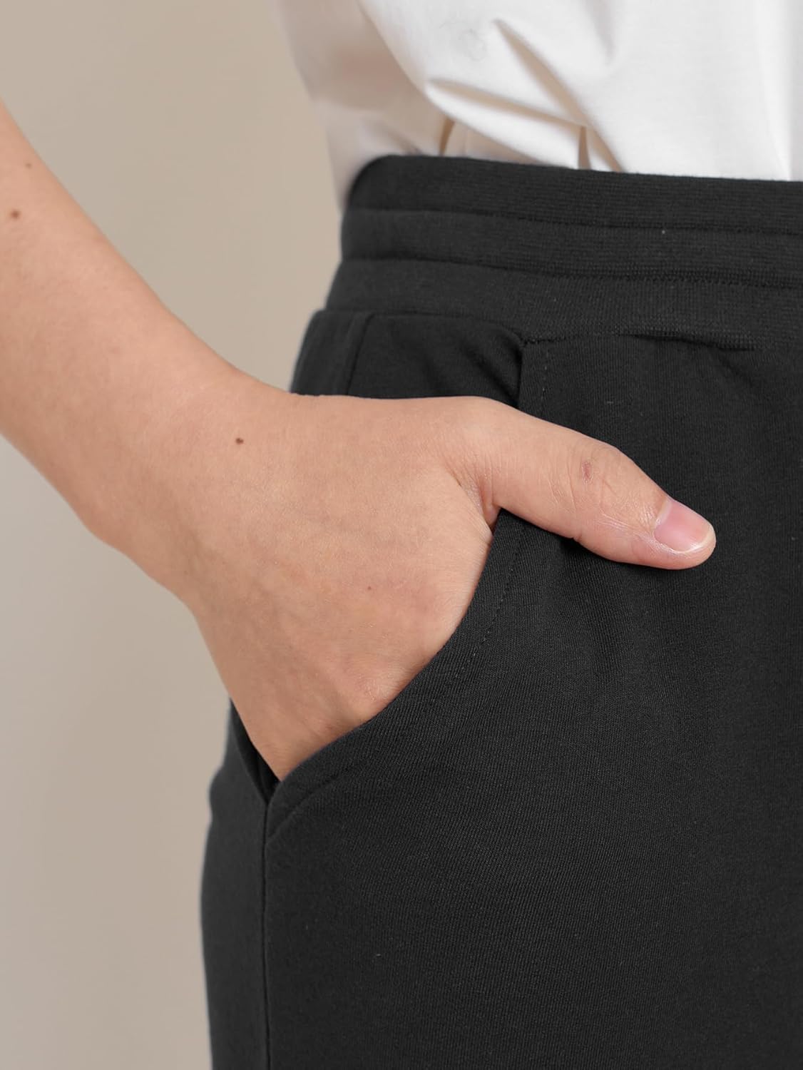 Weintee Women's Cotton Capris with Pockets 2 Pack - Image 4