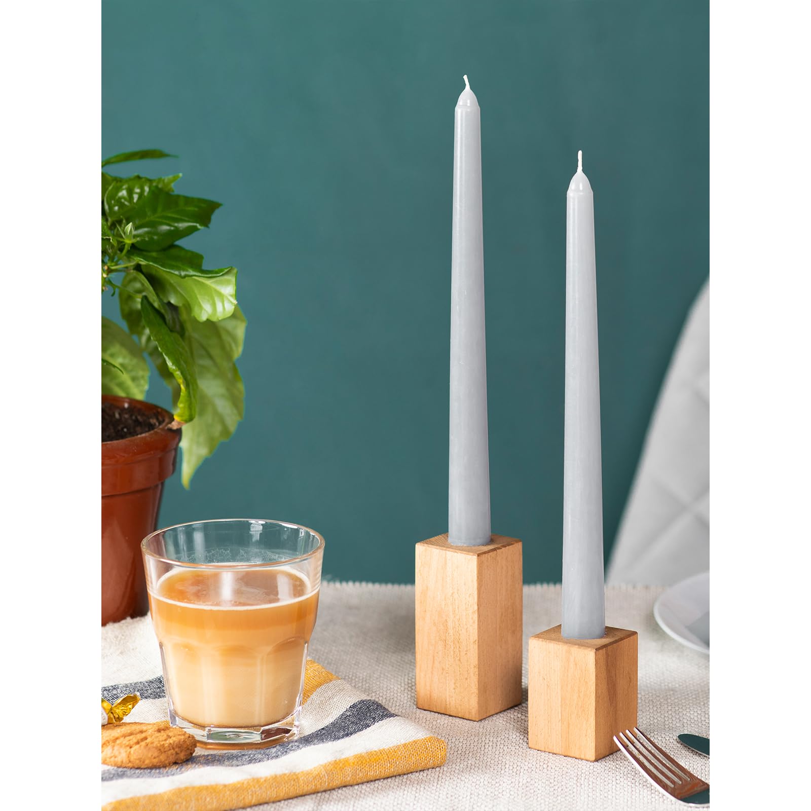 CANDWAX Świece stożkowe 30,5 cm, zestaw 12 sztuk, bezkapiąca i bezdymna świeca bezzapachowa, wolno palące się świece, jasnoszara świeca