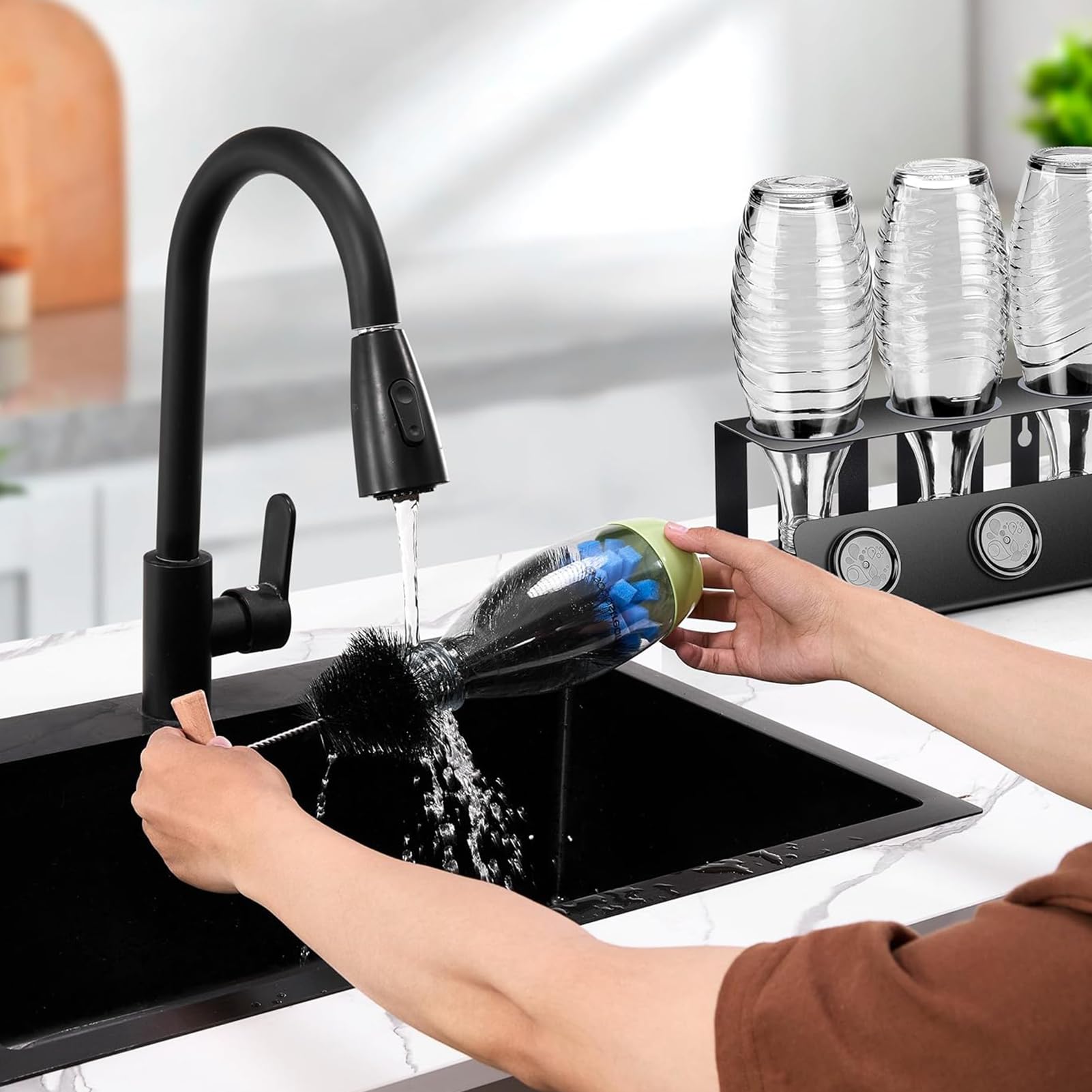 Scovolino per Bottiglie 31 cm con Testa in Spugna Morbida, Pulizia Senza Graffi Potente per Bottiglie Sodastream, Duo, Vetro e Plastica – Spazzola Lunga Ergonomica e Durevole