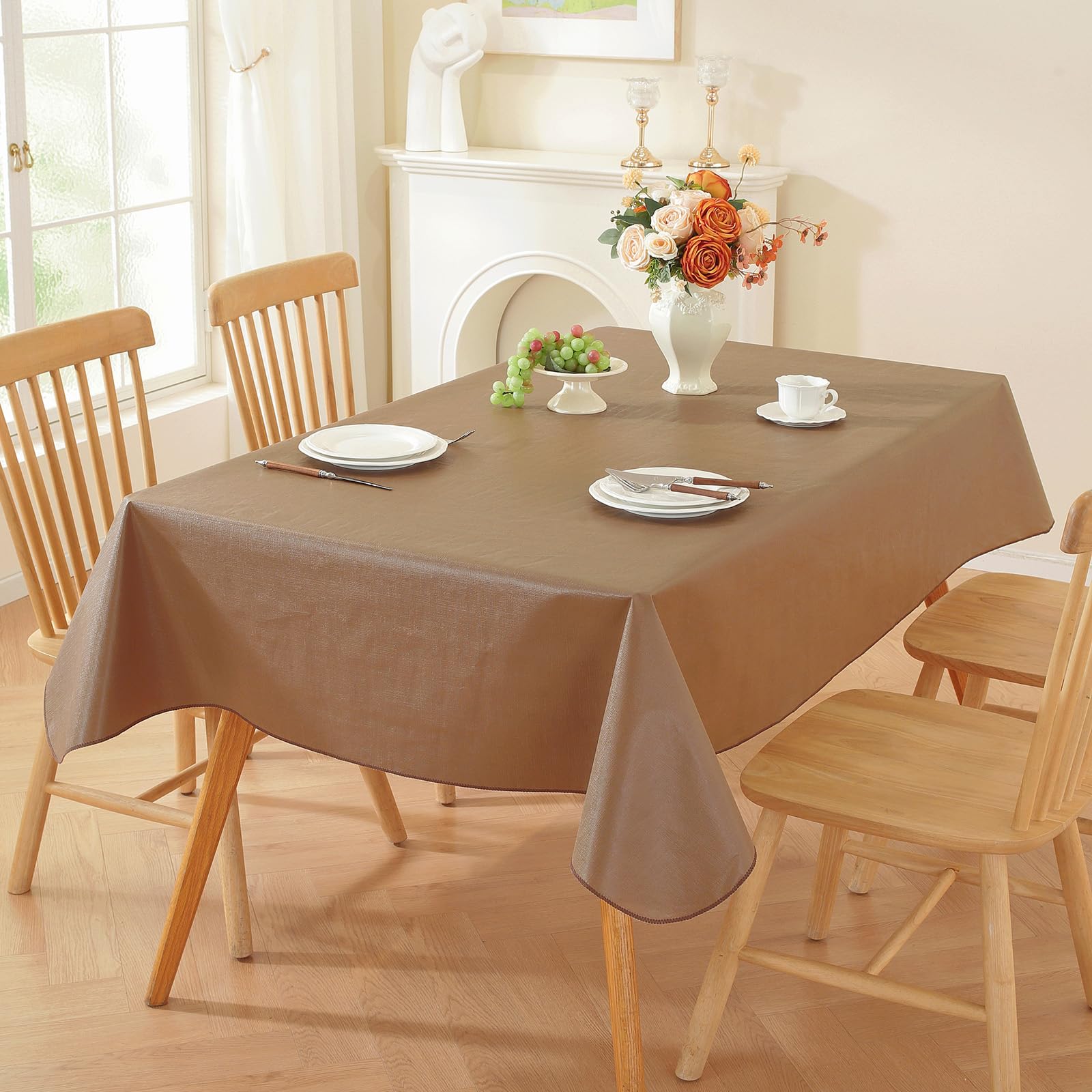 Rechteckige Tischdecke, wasserdichtes Vinyl, Flanell-Rückseite, Kunststoff-Tischdecke, Picknick, Party-Tischdecke, abwischbare Tischdecken für den Innen- und Außenbereich (Dark Coffee, 152,4 x