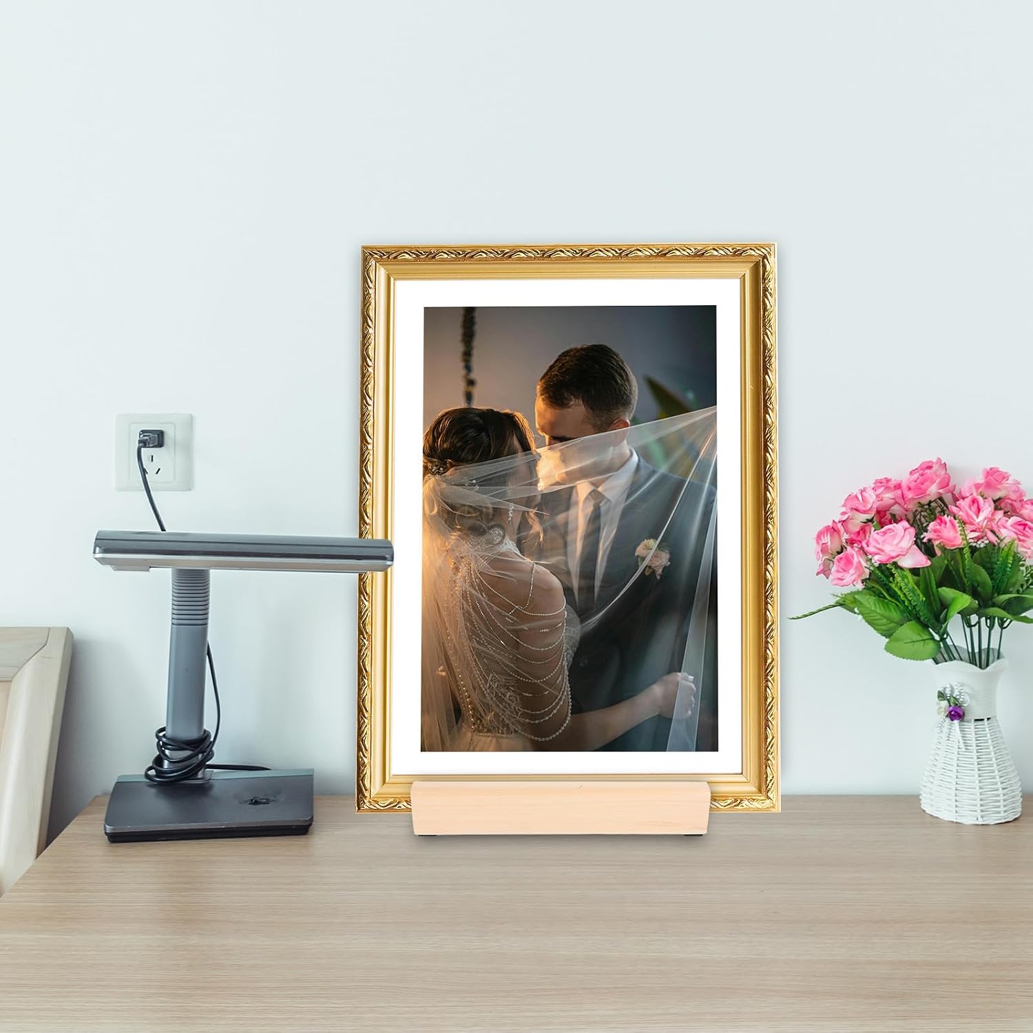 Wood Display Stand Nodrill Design Non-slip Base Solid Beige Wood Painting Stand Wall Placement Small Apartments