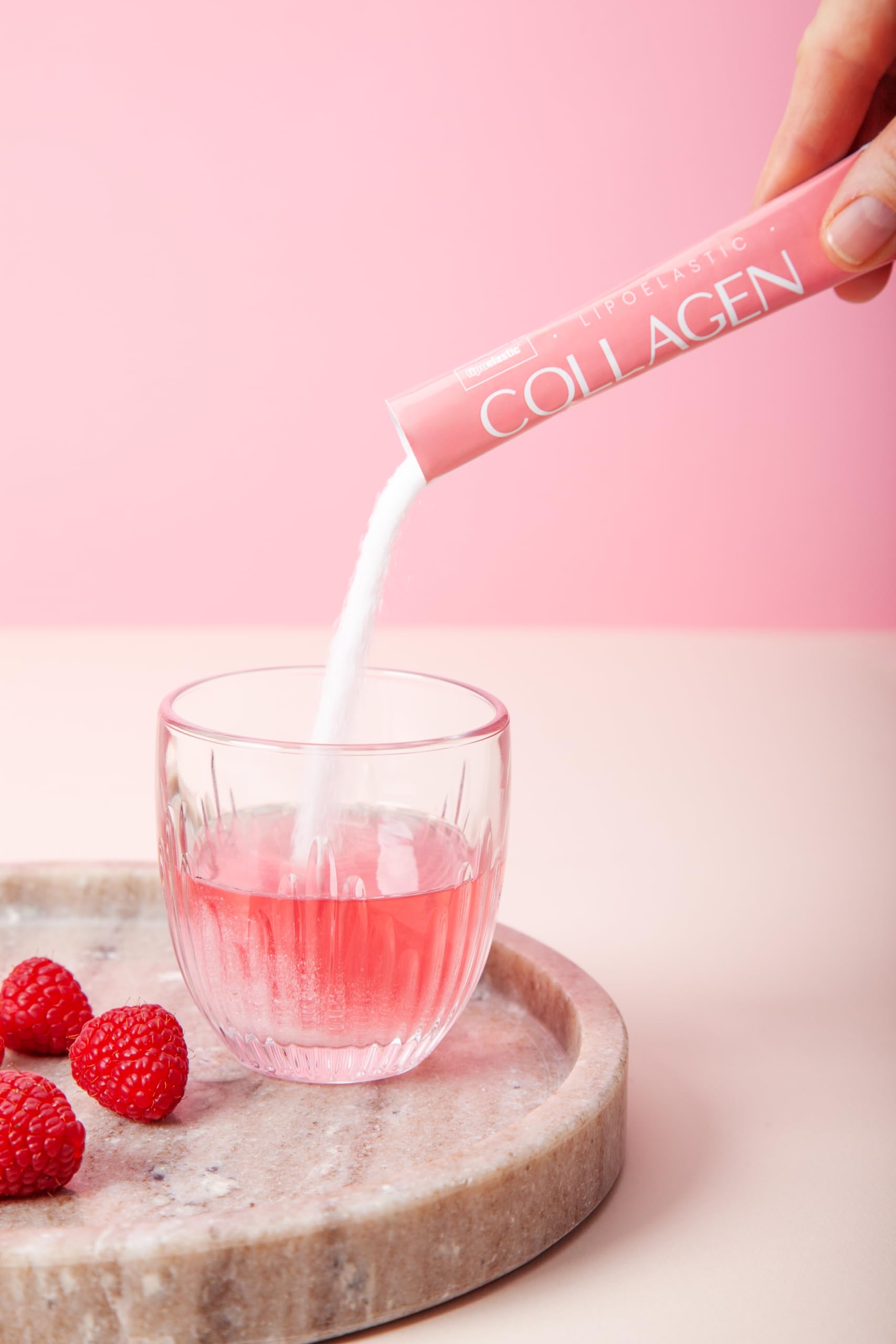 LIPOELASTIC Collagen Pulver – Nahrungsergänzungsmittel mit hydrolysiertem Fischkollagen (Typ I & III), Vitamin C, Zink, Eisen und Mineralstoffen – 30 Portionsbeutel