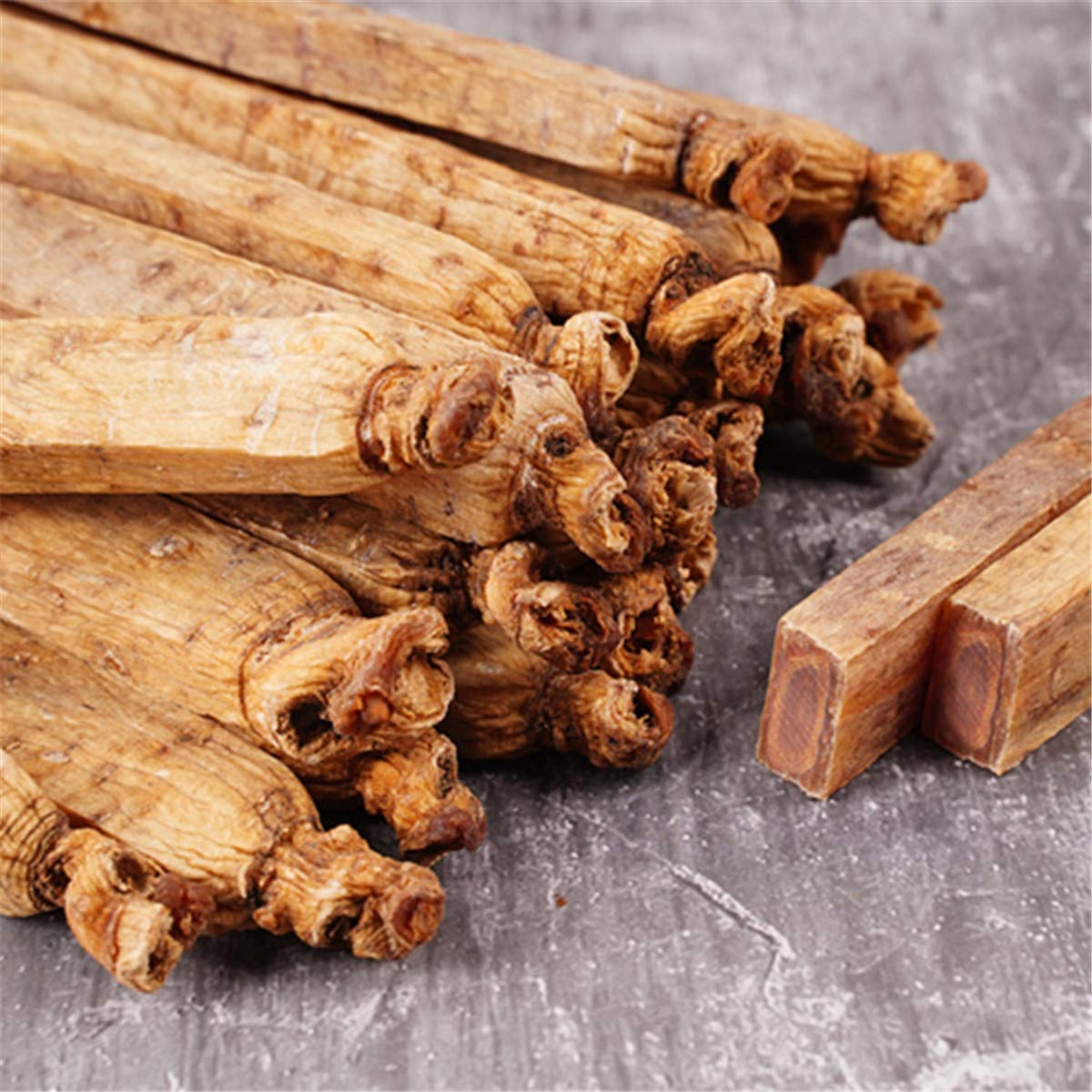 Chinesischer Kräutertee Roter Ginseng Bio-Kräuter Trockener Ginseng 6 Jahre Koreanische Wurzel Neuer Dufttee Grüner Tee Gesundheitspflege Blumentee Erstklassiges gesundes grünes Lebensmittel (200g)