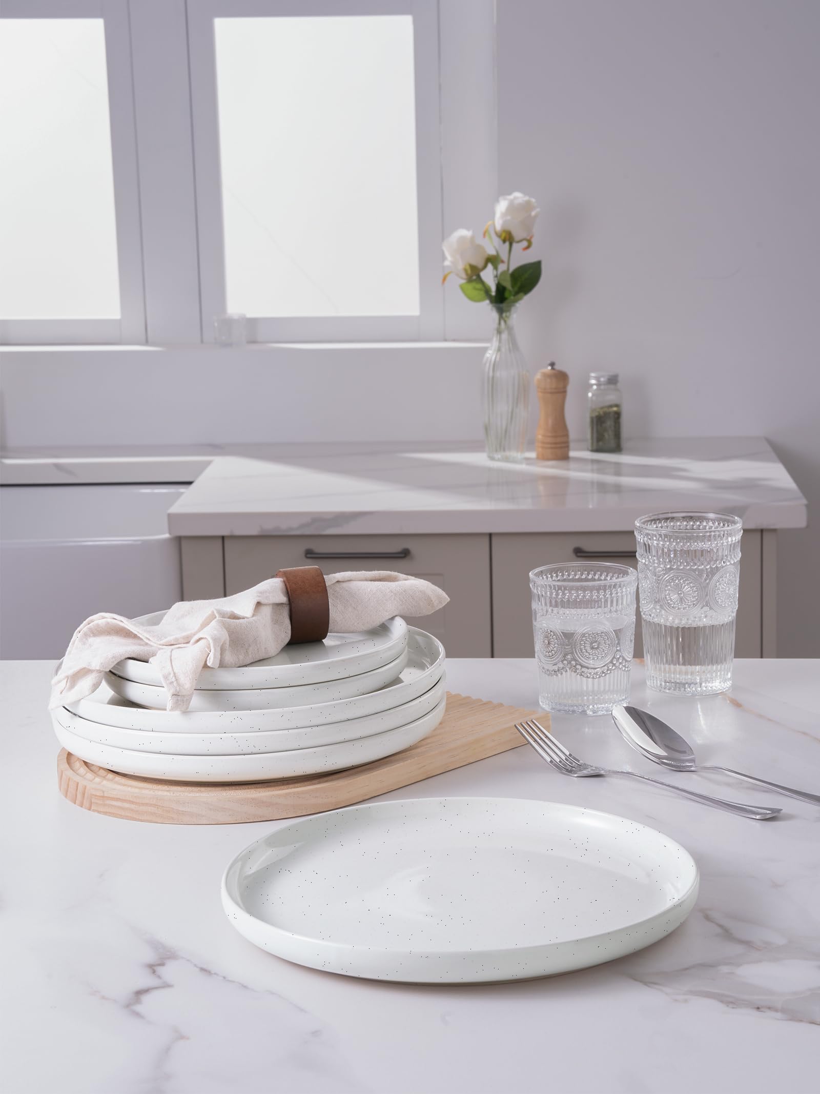 famiware Milkyway Dinner Plates, 10.24 inch Dessert Plates for 6, Stoneware Dish Set for Kitchen, Speckled Handmade Ceramic Plates, Microwave and Dishwasher Safe, White with Speckled