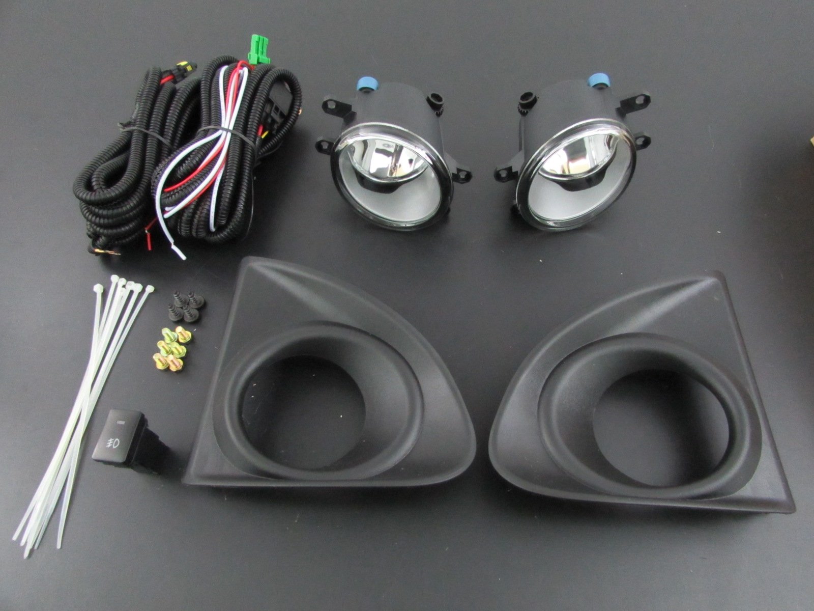 Amazon.co.jp: BRIGHTZ カローラフィールダー 161 162 164 165 前期 