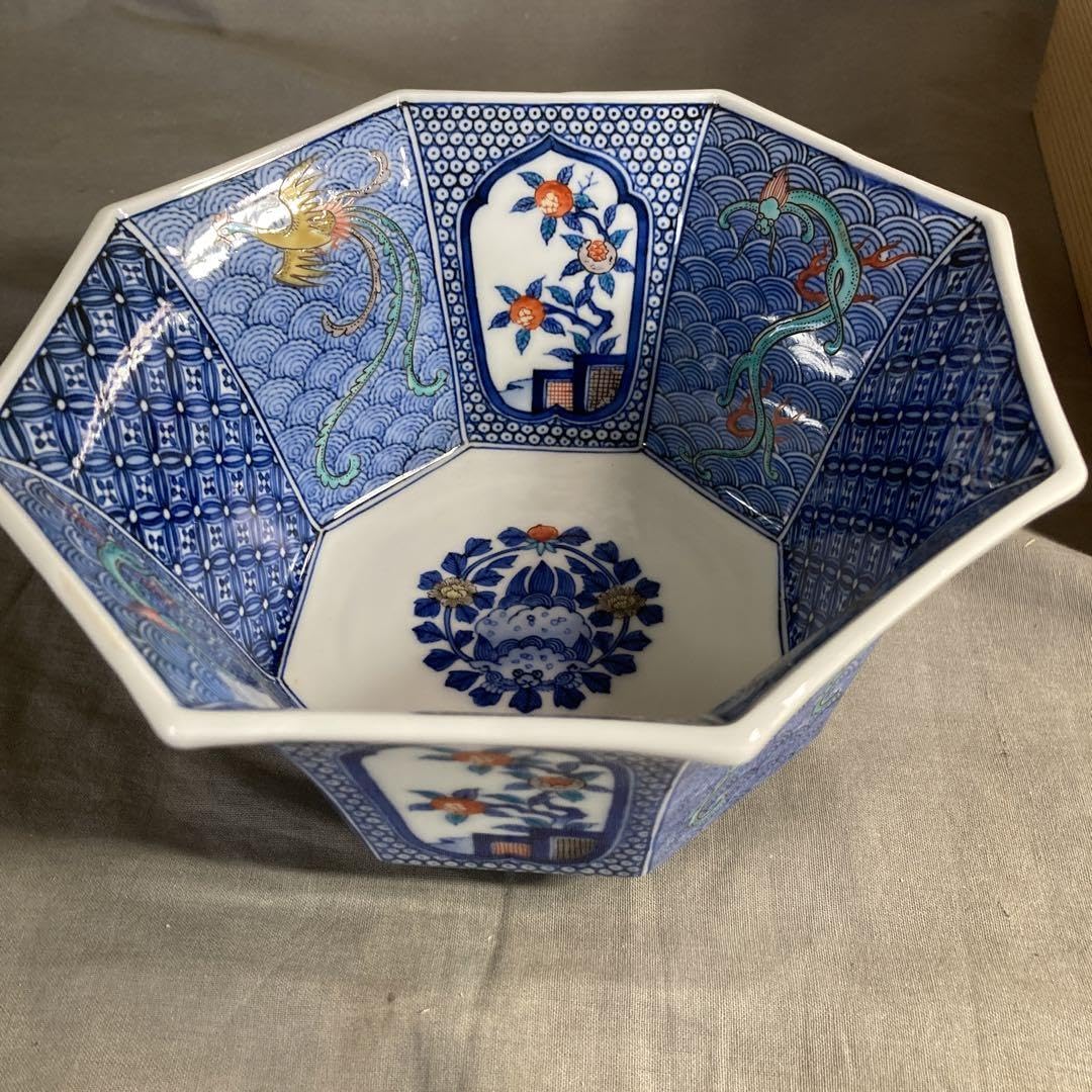 Amazon.co.jp: 柿右衛門赤絵の伝統 銘窯 人間国宝 十三代柿右衛門作