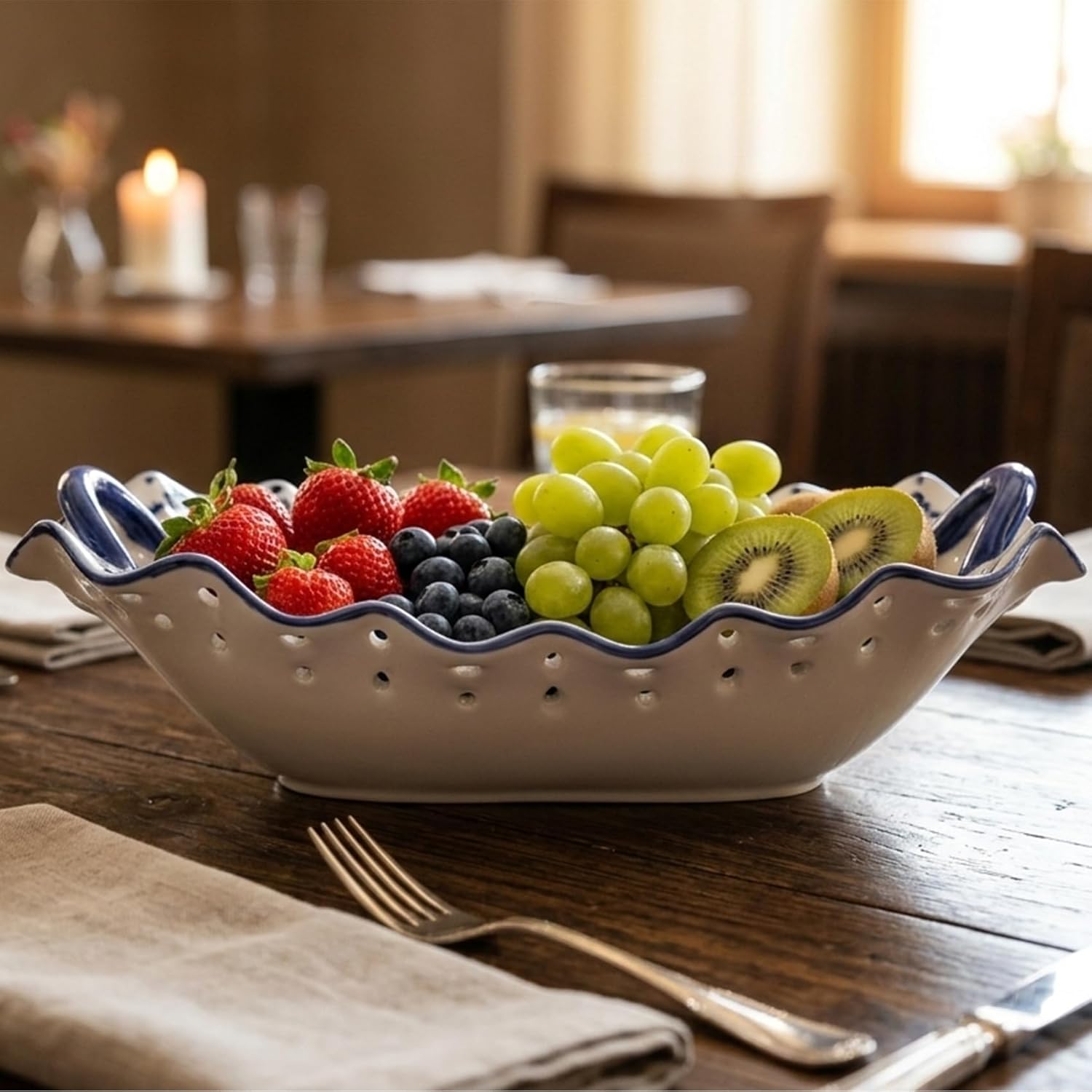 XINGYAN 9.92in Blue and White Ceramic Fruit Bowl with Handles, Chinoiserie Decorative Porcelain Bowl,Serving Bowl for Table Centerpiece, Kitchen Counter Decor (9.92in)