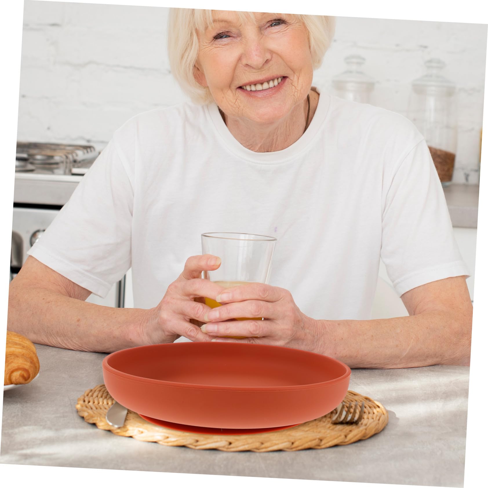 Healvian Assiette Anti-déversement Silicone pour Personnes Âgées Ventouse, Bol Incassable Caramel, Vaisselle Adaptée Autonomie Repas Quotidien