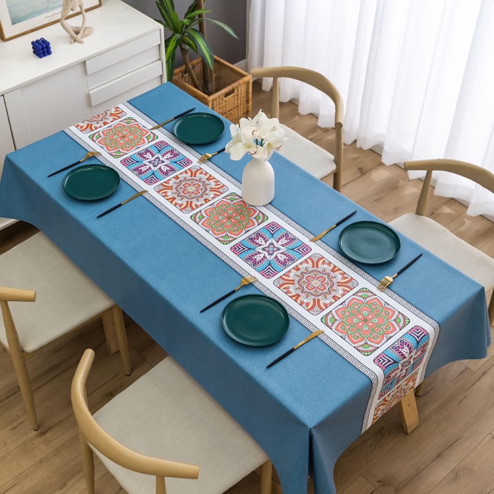 Nappe de jardin fleurie pour vos repas d'été en plein air