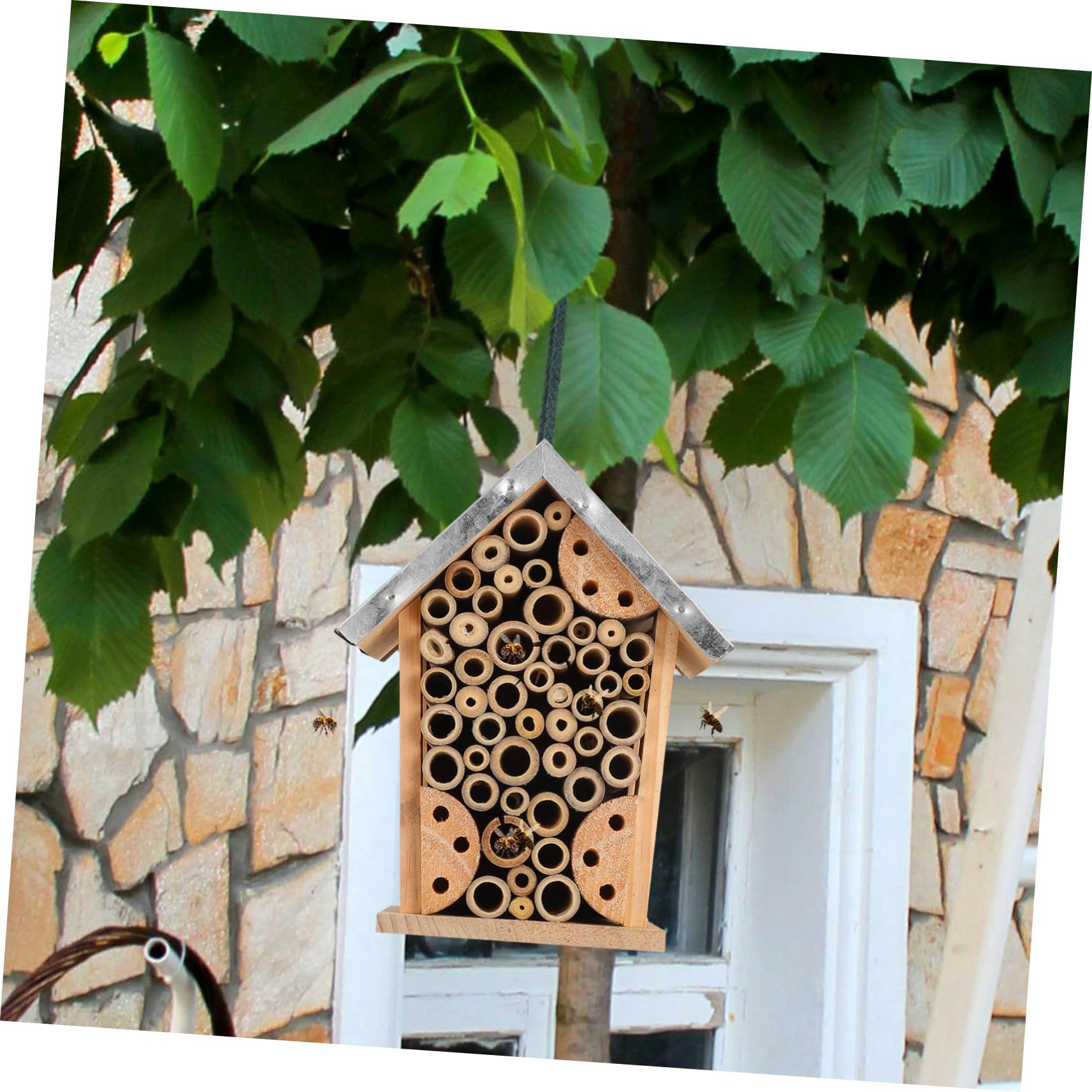 Hängendes Insektenhotel und Eisen Bienen und Schmetterlingshaus für Garten Wetterfest Dekorativ Geräumig Außen