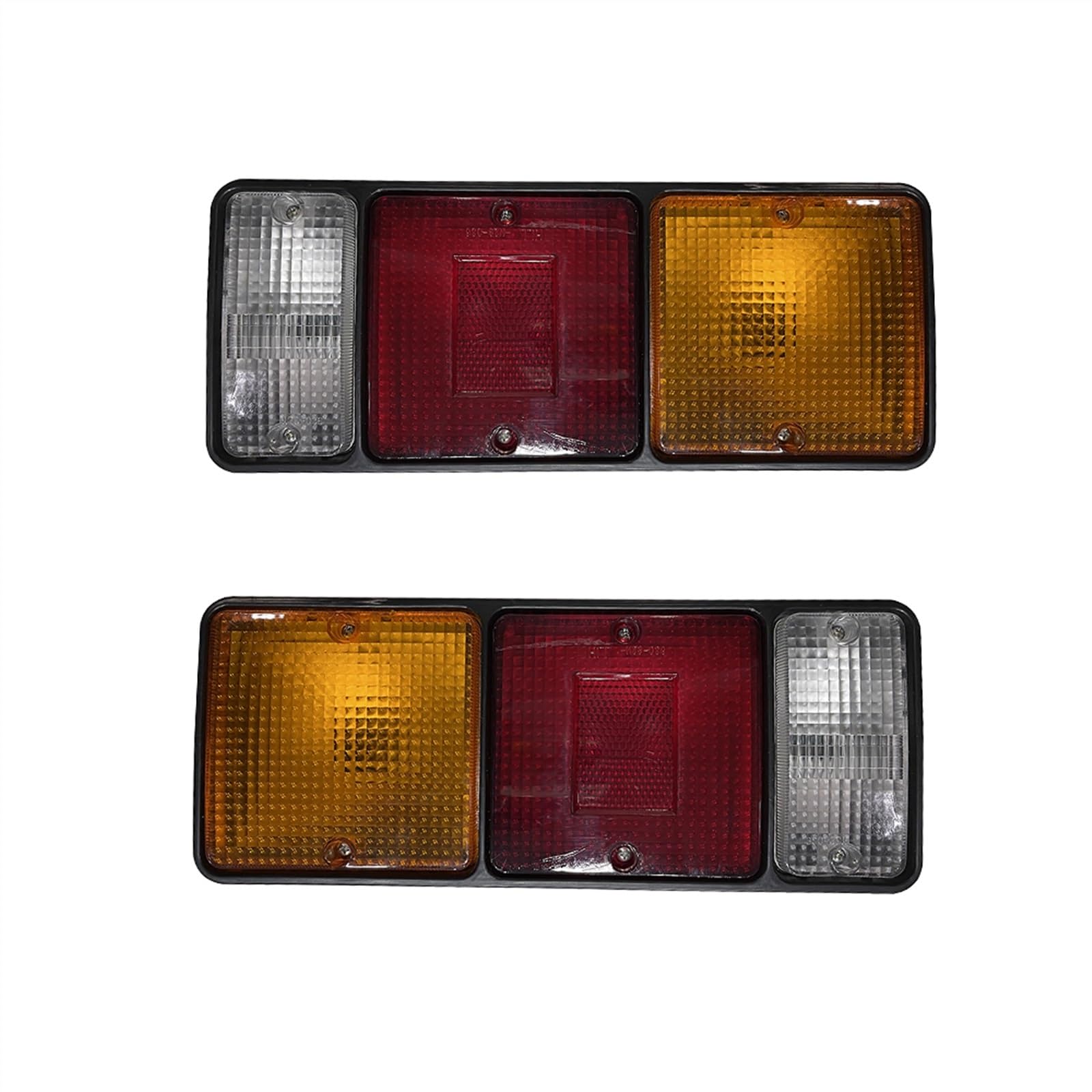 Feu arrière pour Mitsubishi Canter FB511 pour remplacer un phare cassé