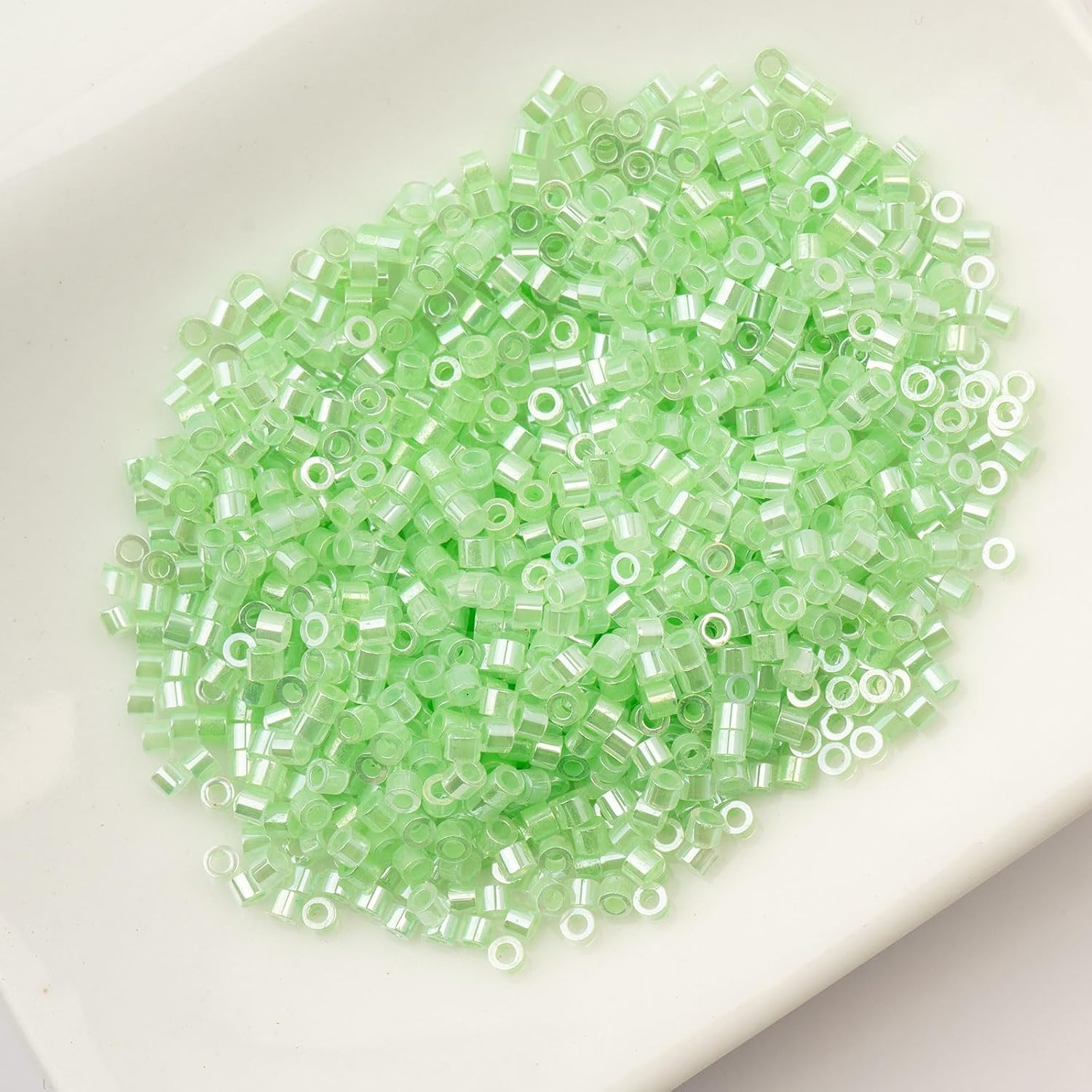 John Bead 25g Cylin Beads Light Crystal Green Ceylon 11/0 Glass Cylindrical Seed Beads for Jewelry Bracelets Necklaces Earrings Making Embroidery