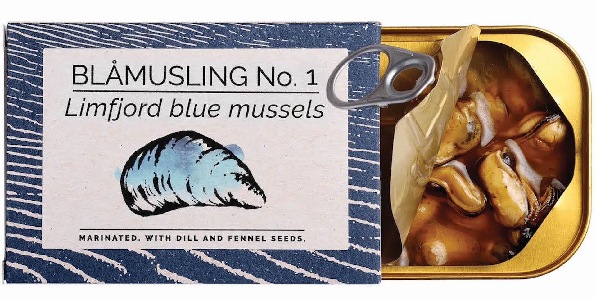 Fangst BLÅMUSLING NO. 1, Marinated Danish Limfjord Blue Mussels in Cold-Pressed Rapeseed Oil with Apple Vinegar, Dill & Fennel; Keto & Paleo Diet & Gluten-Free LCHF Meal - Tin Pack of 110 Grams