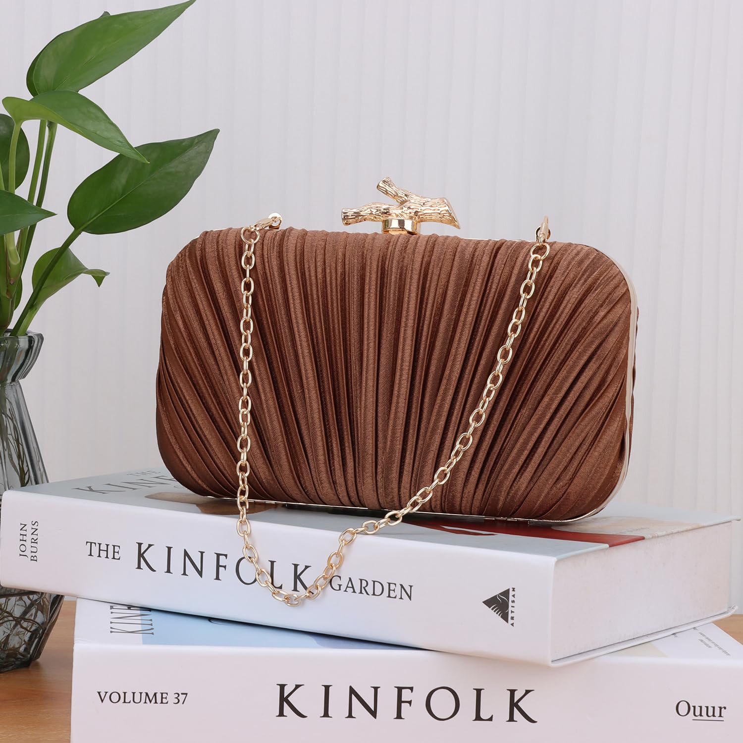 Freie Liebe Clutch Purses for Women Evening Bag Pleated Clutch Bag with Chain for Wedding Party | with Chain, for Wedding Party: Coffee