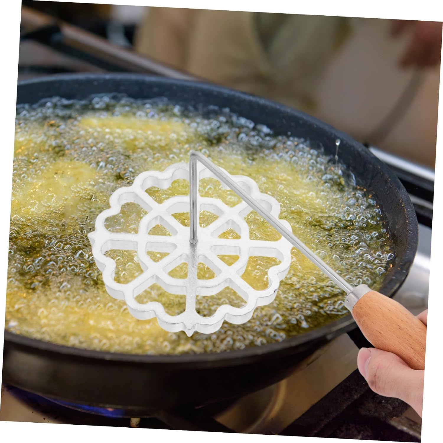 IMIKEYA Versatile Oil Dumpling Shrimp Cake Mold Handle for Frying Radish Shreds and Cooking Easy to Kitchen Accessory Includes Decorative Flower Shapes