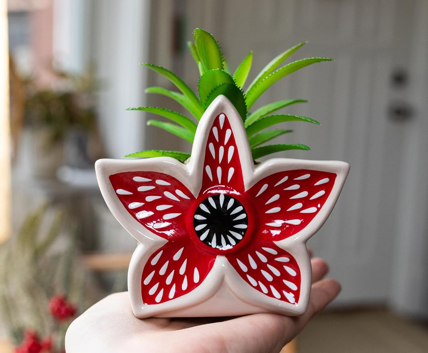 Stranger Things Demogorgon 3-Inch Ceramic Mini Planter with Artificial Succulent | Small Flower Pot, Faux Indoor Plants For Desk Shelf, Home Decor Trinket Tray | Horror Movie Gifts and Collectibles