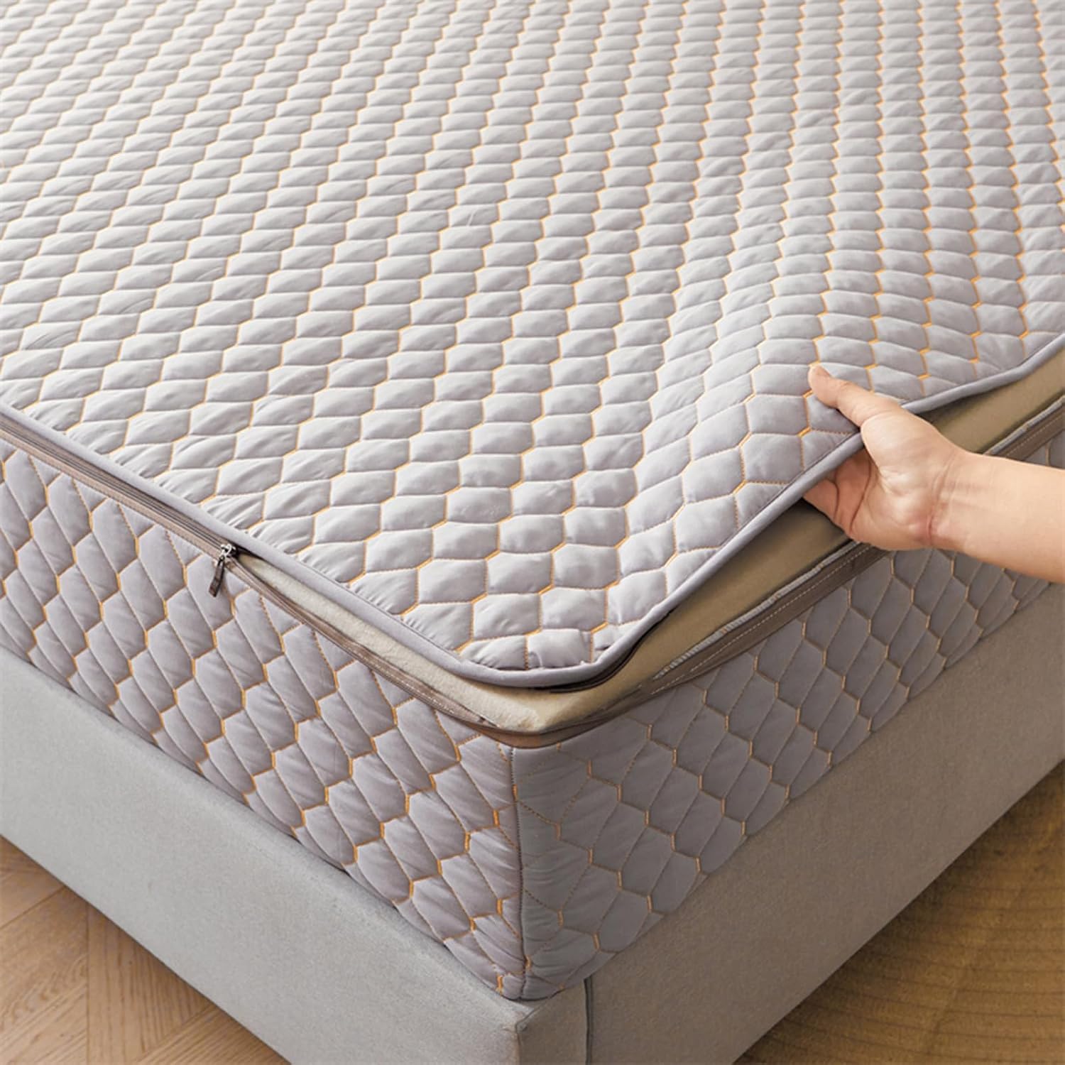 TYYUETY Full zip cover Breathable dustproof washable fitted sheet Customizable size Waterproof quilted mattress protector for single/double/king size beds-Gray- 150x190+25cm