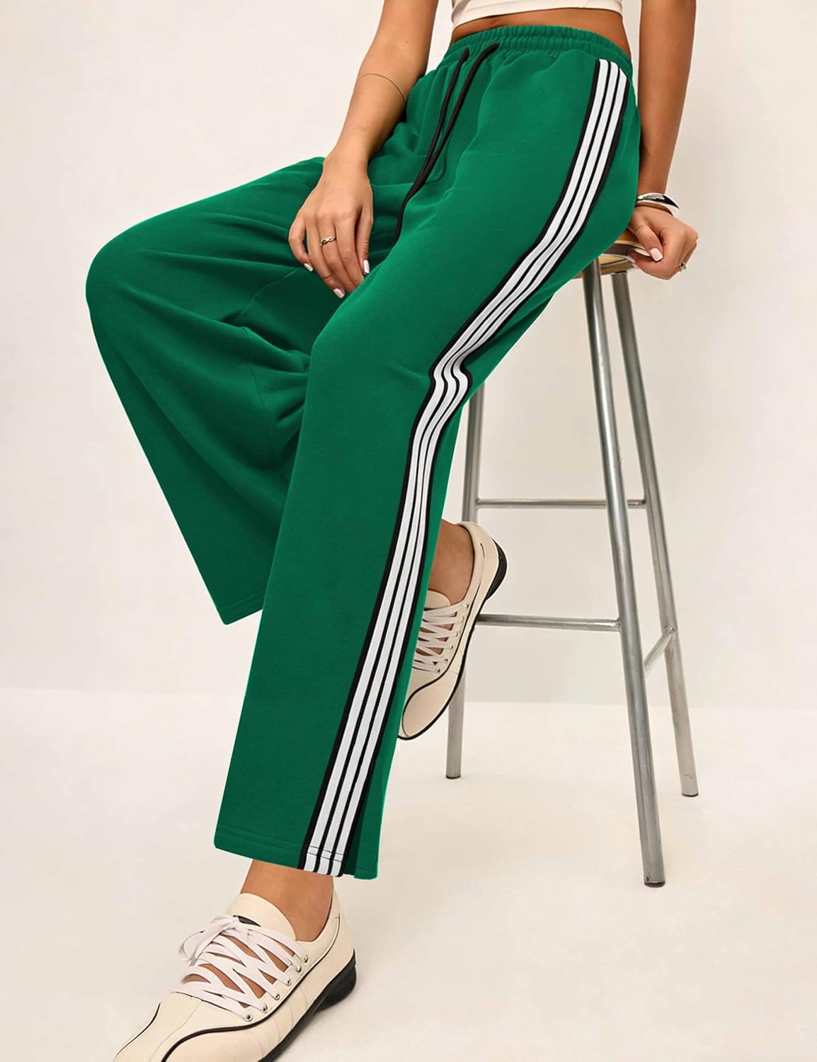 Lumister Women's High Waist Wide-Leg Track Pants with Pockets Lightweight Athletic Joggers Sweatpants for Running and Gym