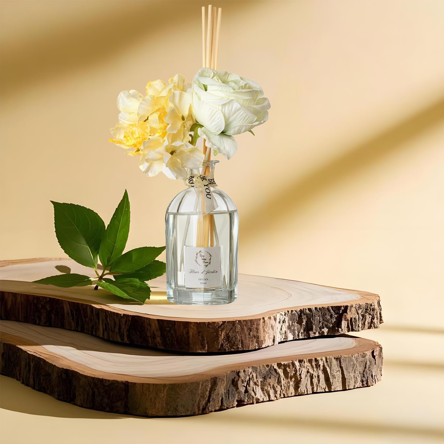 Reed Diffuser Set, Pretty Valley Home Dried Flowers Diffuser 120Ml / 4.05 fl OZ Gift Box - Includes Sticks, Long Lasting Fragrance Oil and Glass Bottle for Office Living Room Decor (Fleur d Jardin)