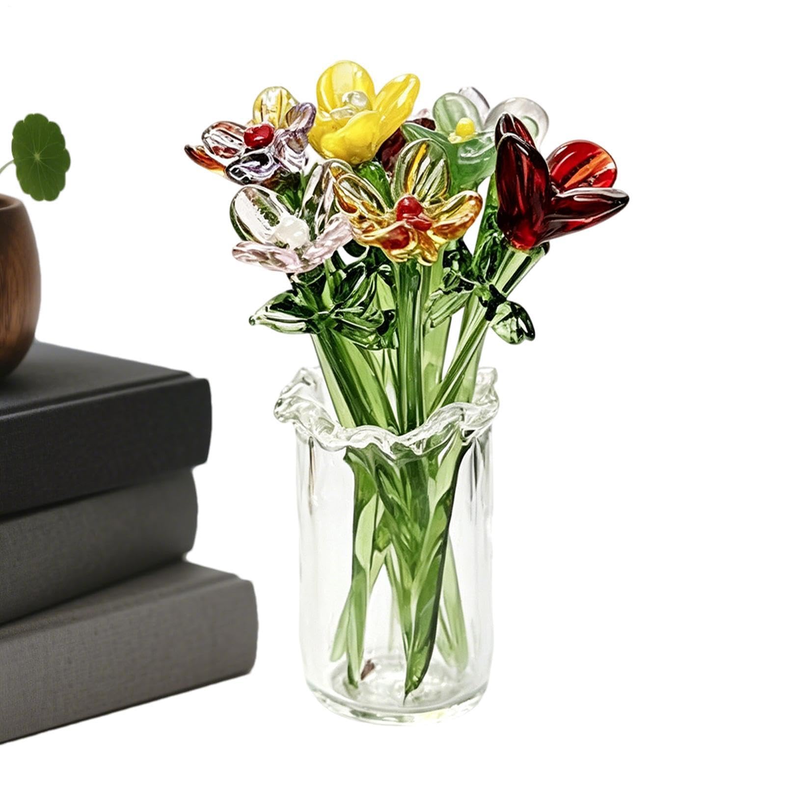 Mini flores en jarrón perfectas como regalo botánico para el Día de la Madre