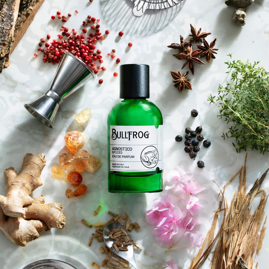 Bullfrog Eau de Parfum Agnostico Spiced 100 ml – Parfum pour Homme, Notes de Poivre Rose, Thym, Anis Étoilé, Bois de Cèdre et Gaïac, Fabriqué en Italie
