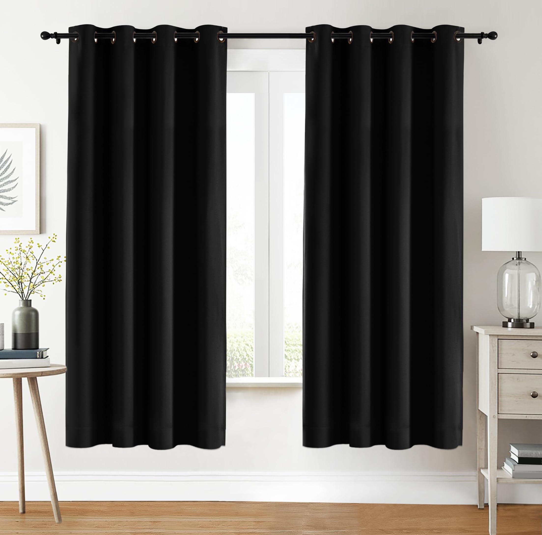 Utopia Bedding Opacas Cortinas Salon Modernas 2 Piezas 132x160 cm, Negro - Cortinas Térmicas Aislantes Frío Calor y para Dormitorio, Salón y Cocina con Ojales