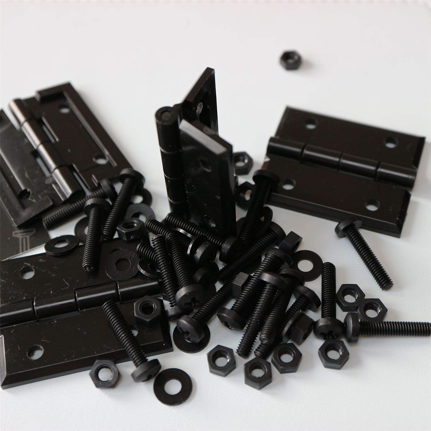 4 x Angled L Hinge Brackets, Black Acrylic + 20x Bolts, Right Angle Bracket, Corner