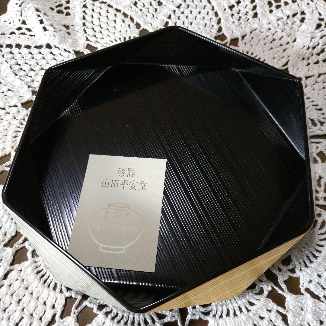 山田平安堂 黒い漆器の長方形盆 金の角付き Amazon.co.jp: 山田