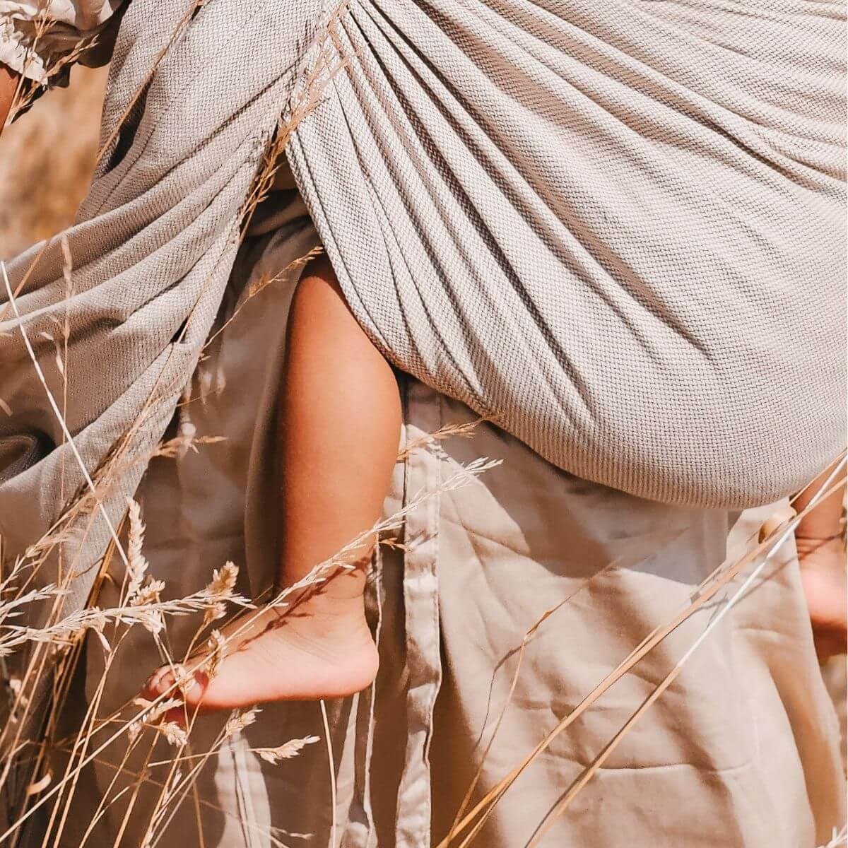 Hoppediz Ring-Sling Babytragetuch ab Geburt, Tragetuch mit Ringen, Hüfttrage, kbA Baumwolle, Design Djerba