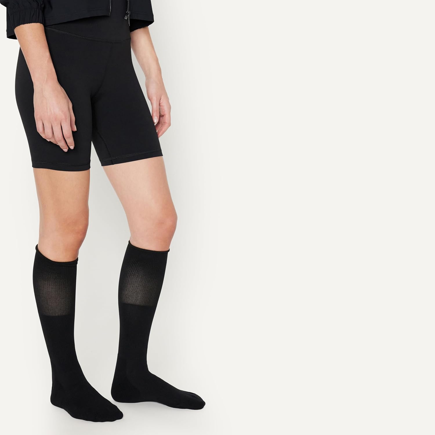 Amazon Essentials Women's Soccer Socks, Over-the-Calf Athletic Fit with Zone Cushioning and Arch Support, 3 Pairs - Image 3