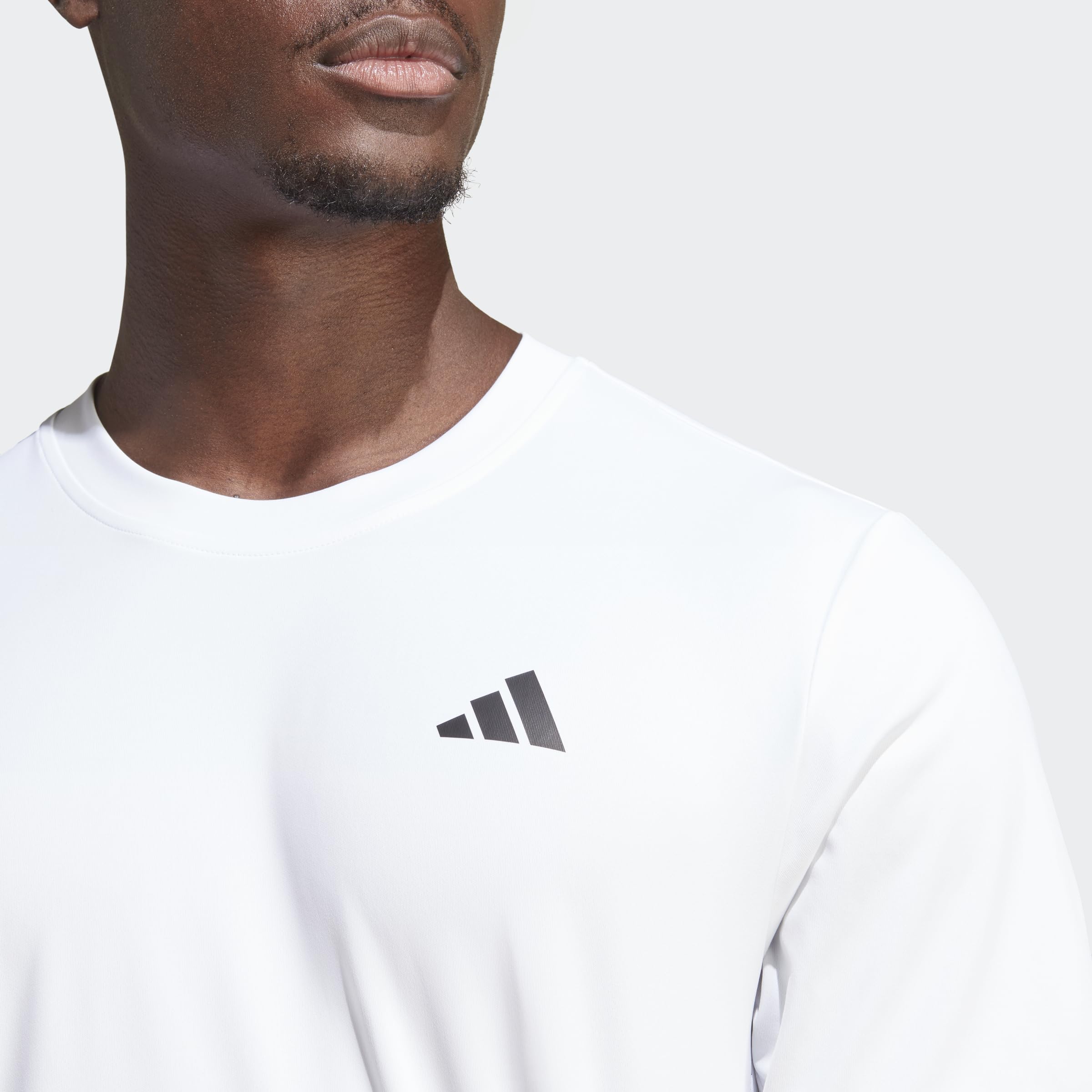 adidas Maglietta da Tennis a Maniche Corte da Uomo Club con 3 Strisce
