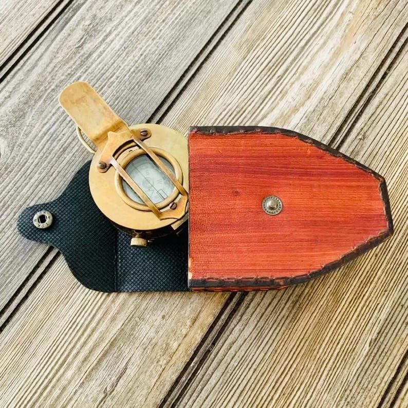 Brújula de bolsillo prismática militar británica vintage en latón sólido, 2.5 pulgadas miniatura 3
