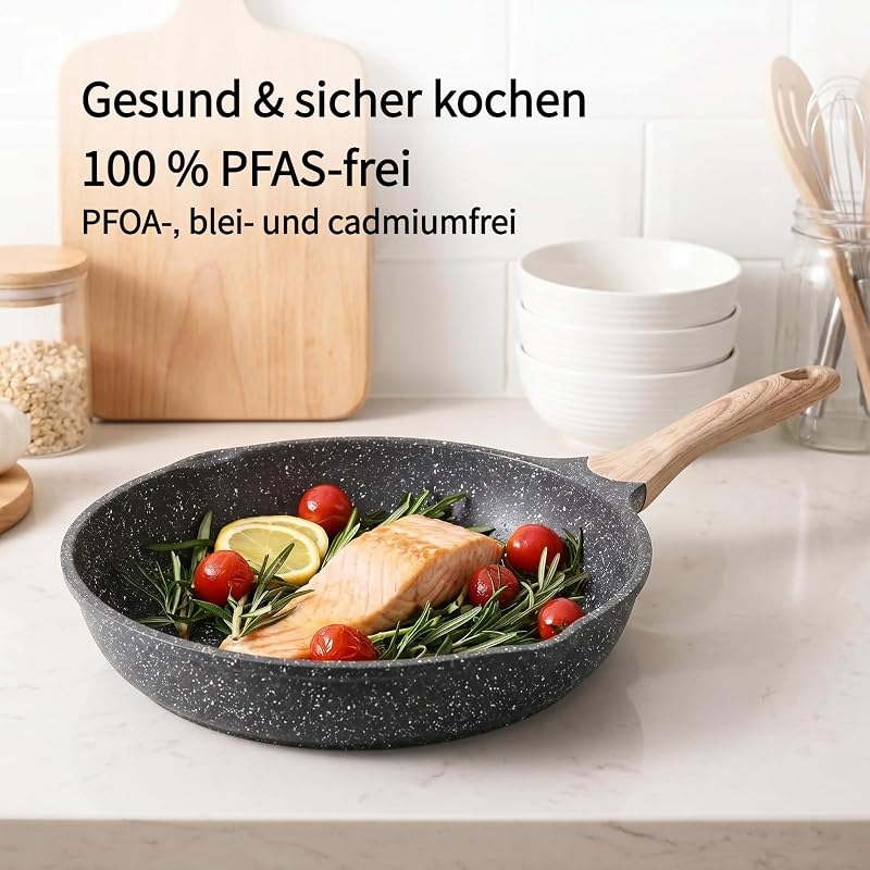Tigaie antiaderentă din aluminiu pentru inducție JEETEE, 28 cm, gri, potrivită pentru toate plitele, ideală pentru carne, pește, legume și cartofi prăjiți, fără PFOA și PFOS