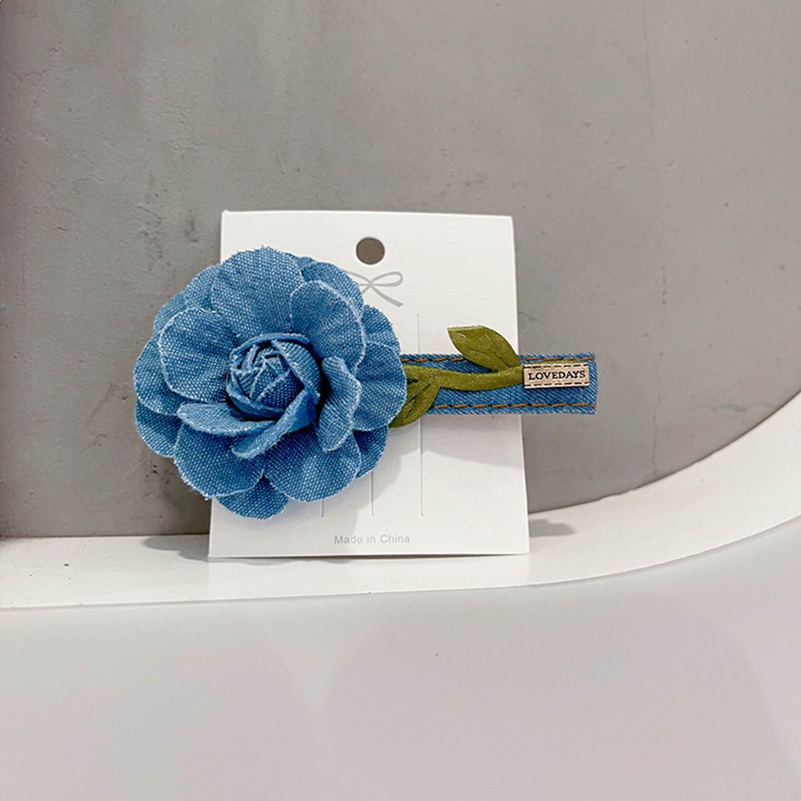 Spilla E Fermacapelli 2 In 1 A Forma Di Fiore In Denim – Rosetta Blu Scuro Per Donna E Ragazza – Accessorio Estivo Per Abbigliamento E Capelli - 3