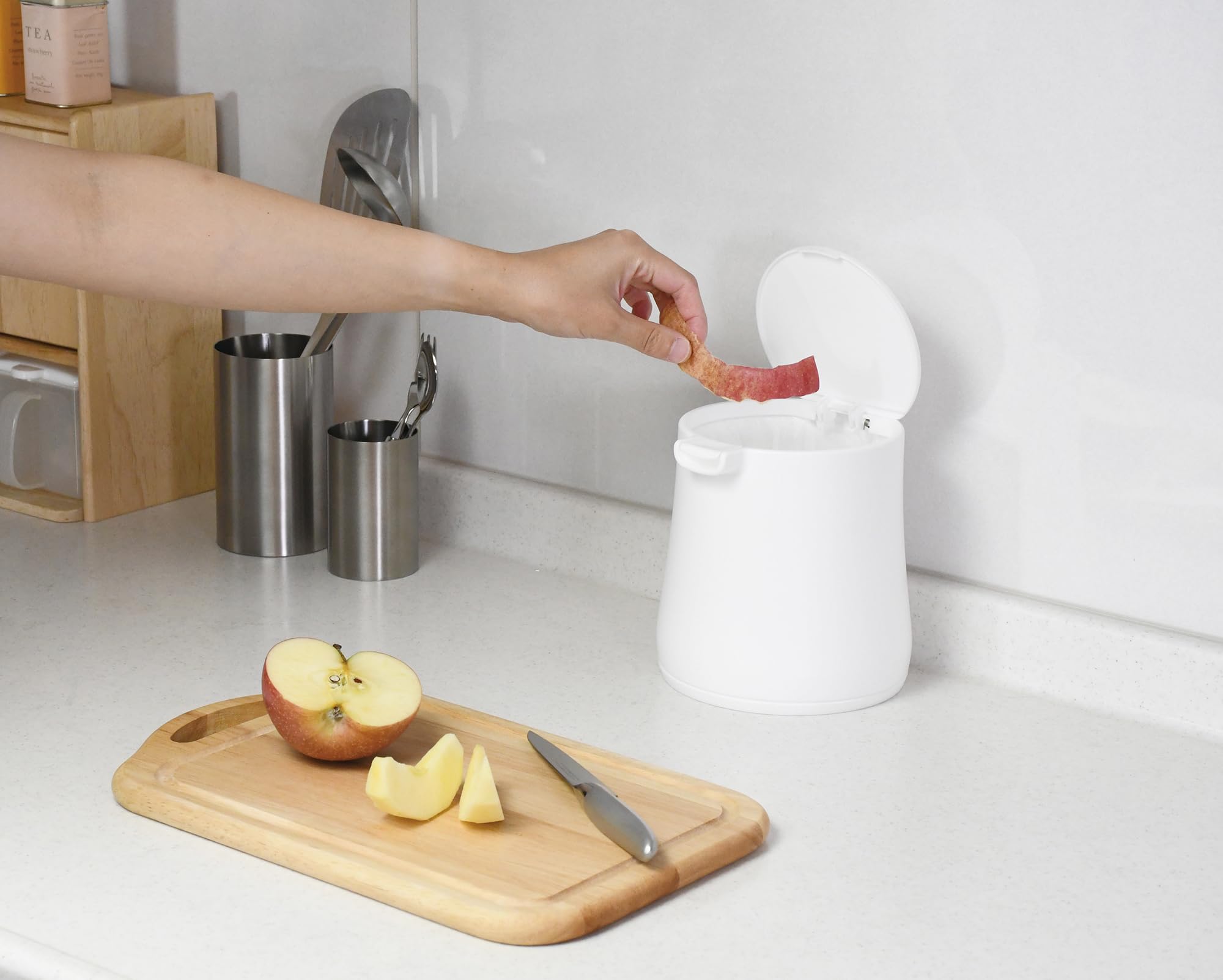 Amazon｜パール金属 卓上 ゴミ箱 ダストボックス ふた付 ミニサイズ