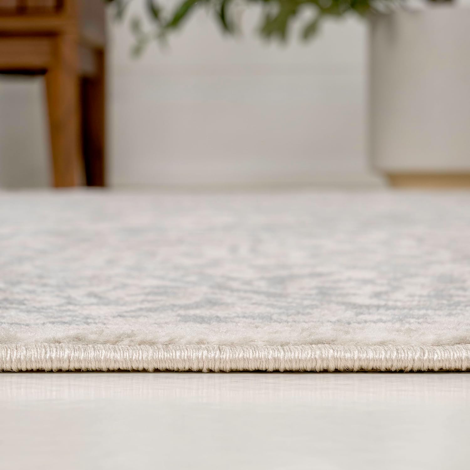 Eyely Vintage Medallion Area Rug 5 X 8 Cream, Country Indoor Rug | Ships Rolled, Lays Flat, Premium Construction, Easy-Cleaning for Living Room, Bedroom, Kitchen, Pet Friendly, Non-Shedding