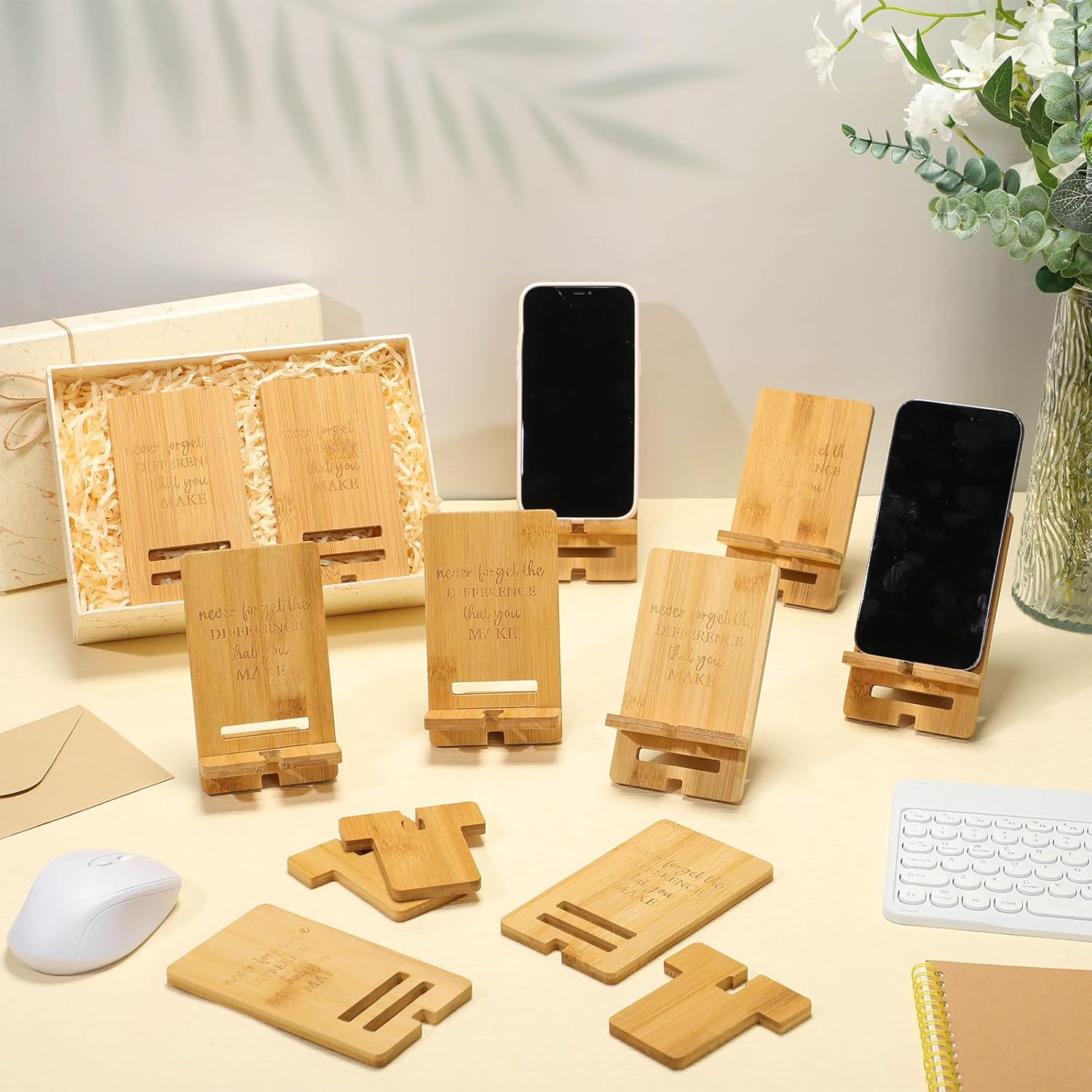 Ripeng 30 Pcs Employee Appreciation Gifts Bulk Bamboo Phone Stand for Desk Office Workers Inspiration Thank You Gift for Team Coworkers Staff Volunteer Nurse Teacher Colleagues Gratitude (Difference)