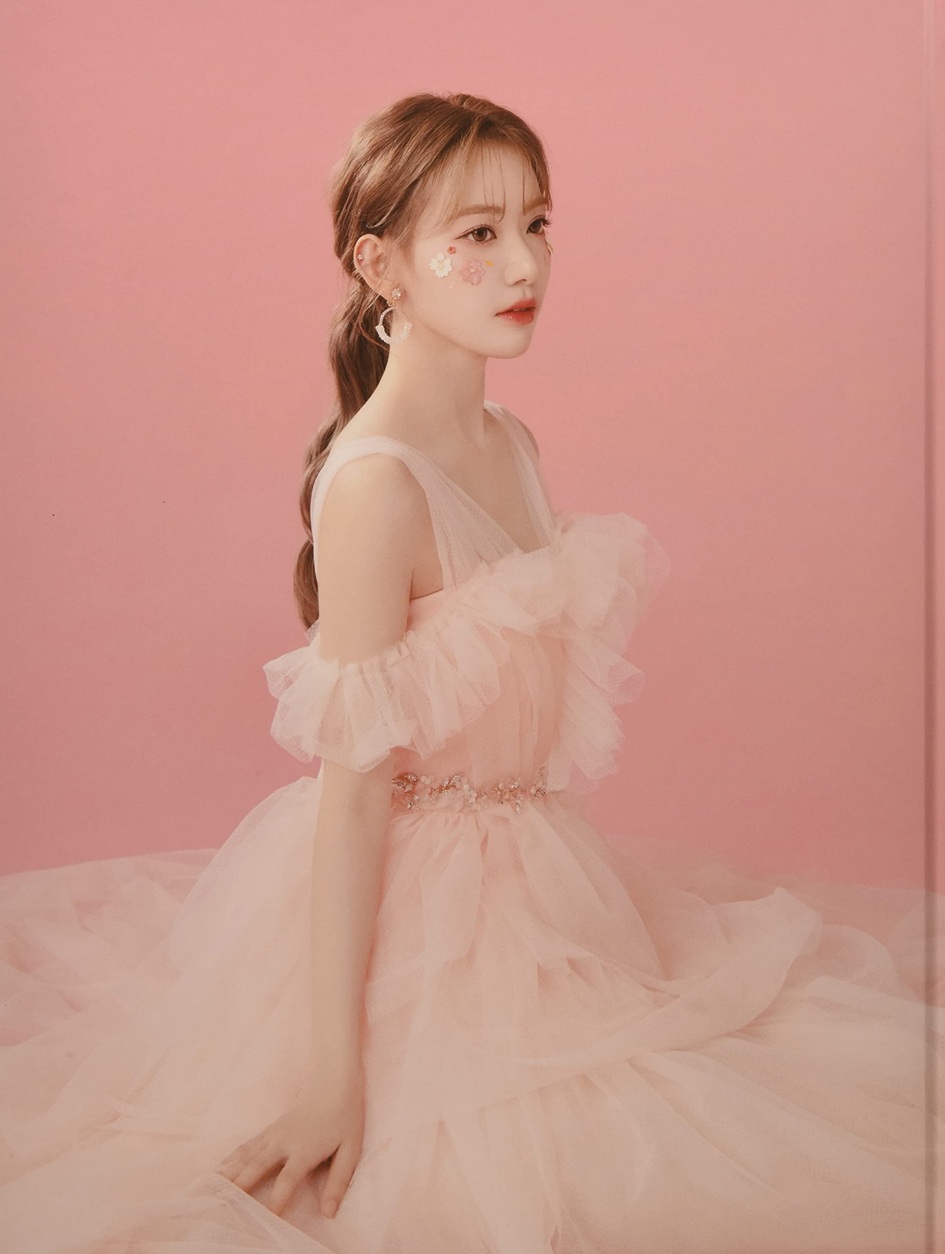 宮脇咲良 卒業ビジュアルブックレット SAKURA MIYAWAKI Graduation