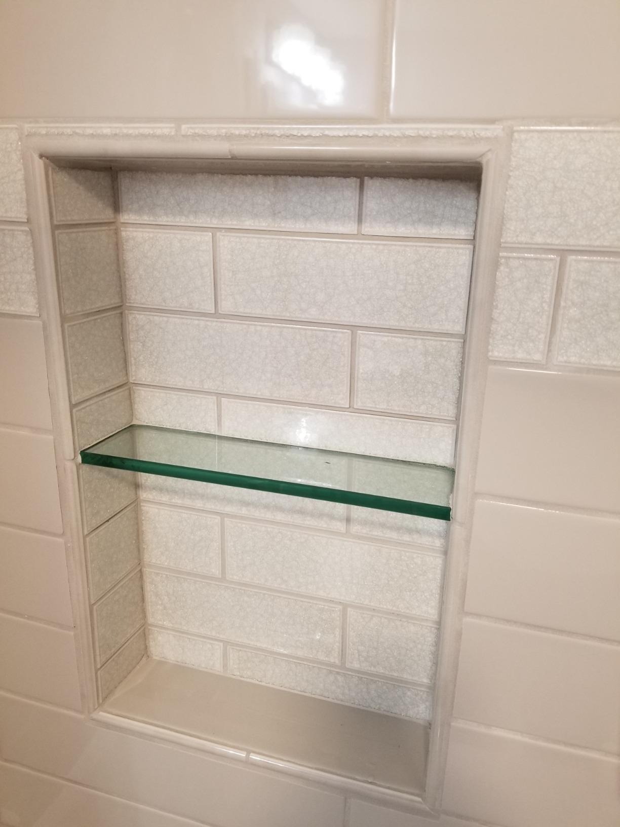 EZNICHES Glass Shelf Divider in Frosted or Clear (For 11