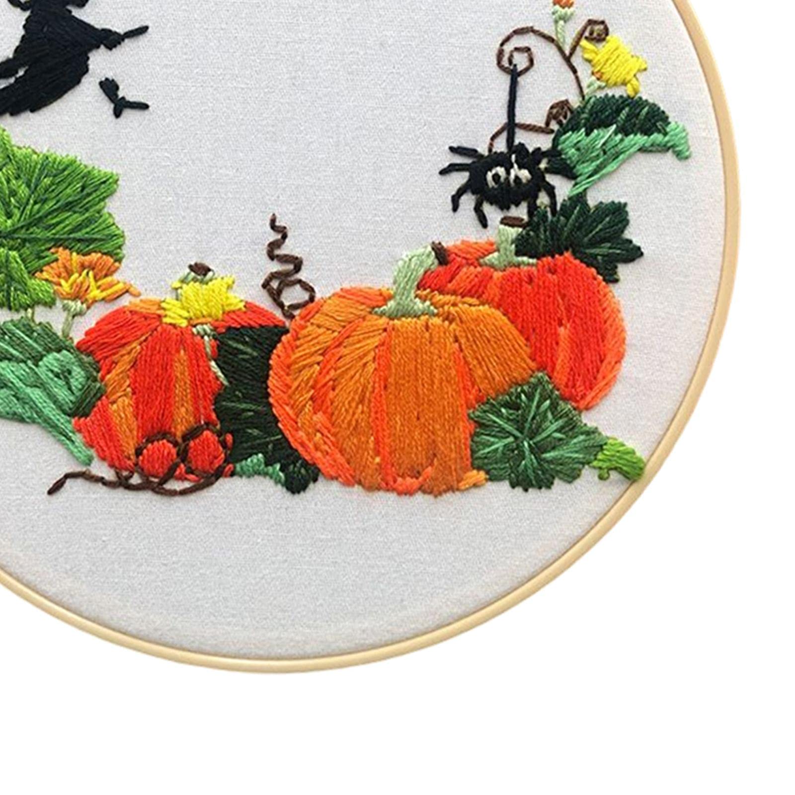 2510-1 刺繍フレーム 秋の実り どんぐり かぼちゃ きのこ ハロウィン