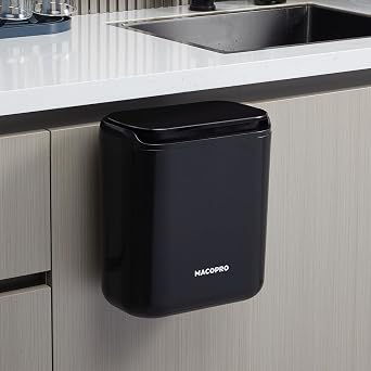 سلة المهملات المعلقة من MACOPRO Compost Bin مع غطاء أسفل الحوض للمطبخ، سلة مهملات الطعام لسطح العمل مع غطاء، سلة المهملات القابلة للتركيب للحمام، عربة سكن متنقلة، 8 لتر/2.6 جالون