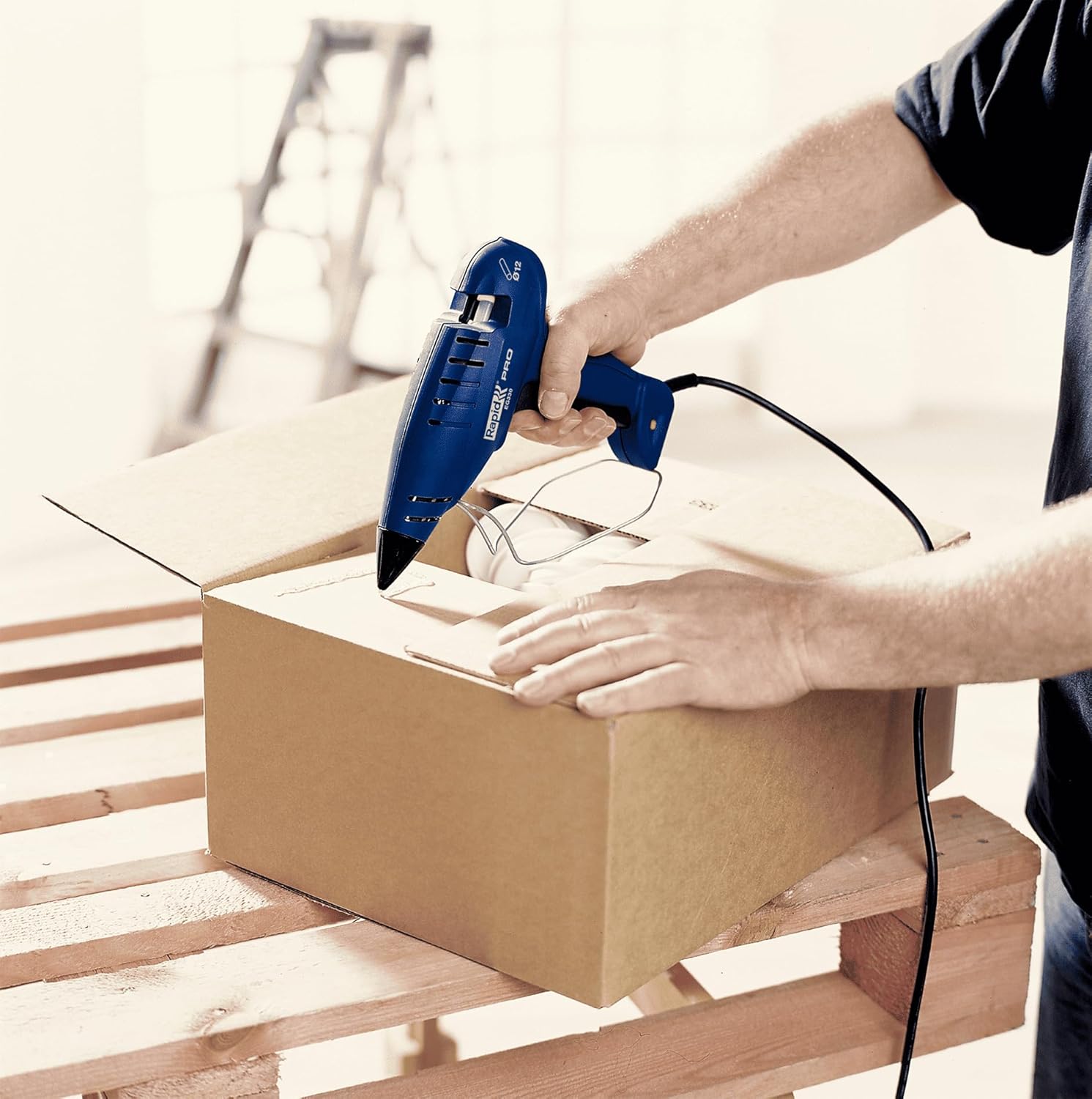 Rapid Black Hot Glue Sticks for Car Repair, Diameter: 12 mm, Length: 190 mm, 1 Kg, PRO, 51215108