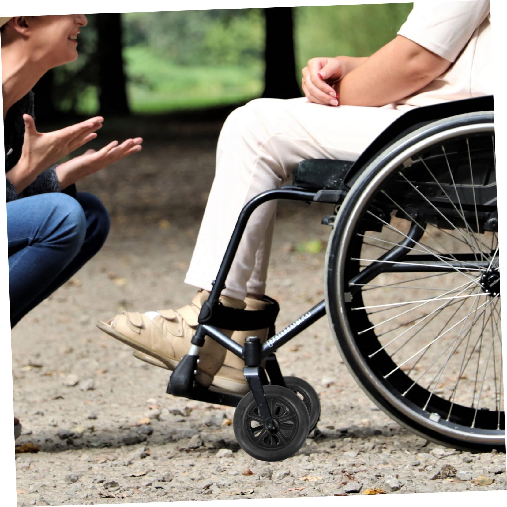 Ruedas Delanteras para Silla de Ruedas 2 Piezas, Goma E Hierro | Diseño Macizo de 8 Pulgadas, Color Negro, Incluye Eje, Montaje Sencillo y Rodaje Estable