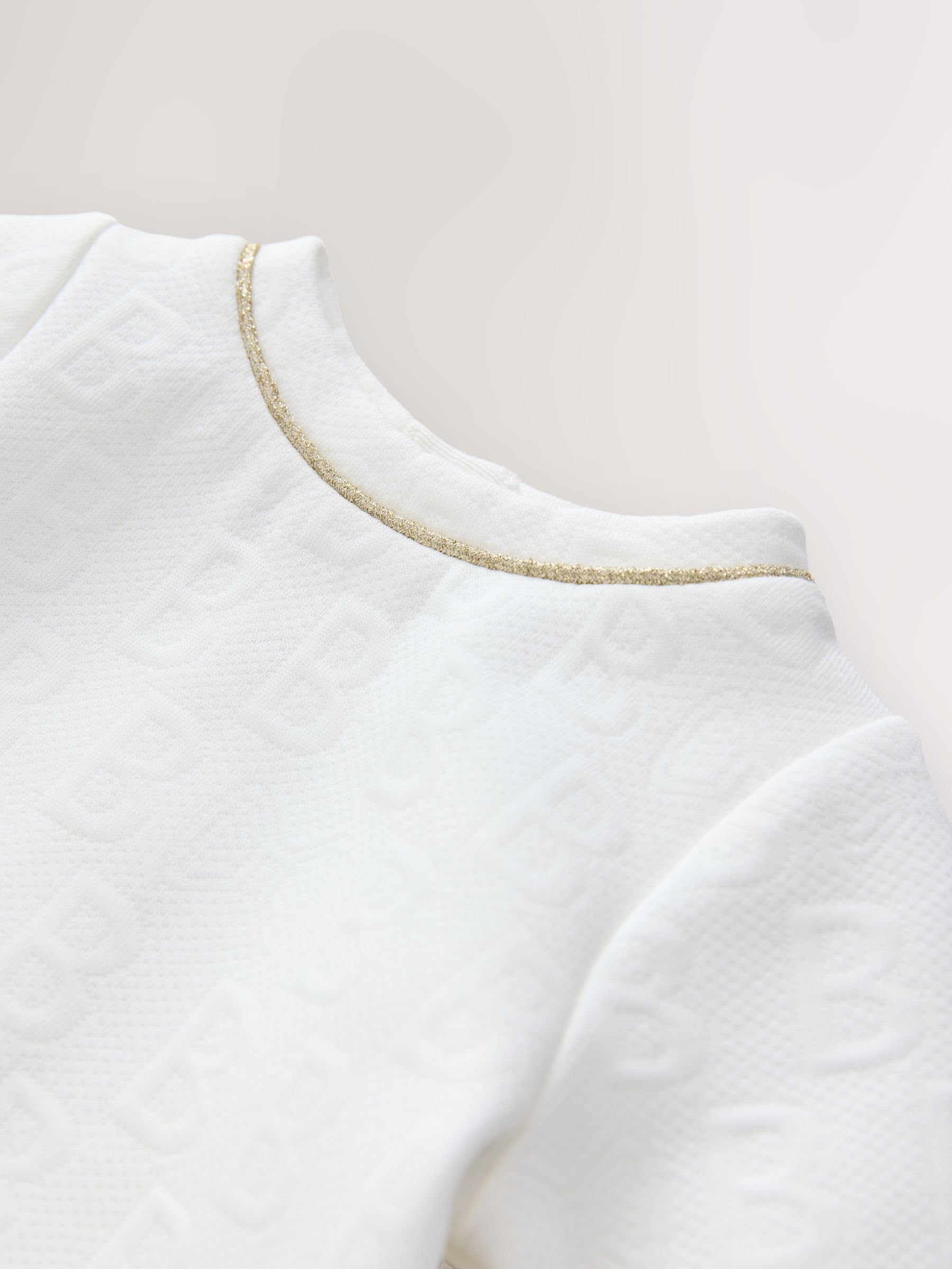 Baby Mädchen Jacquardkleid mit Prägung und Mesh-Saum